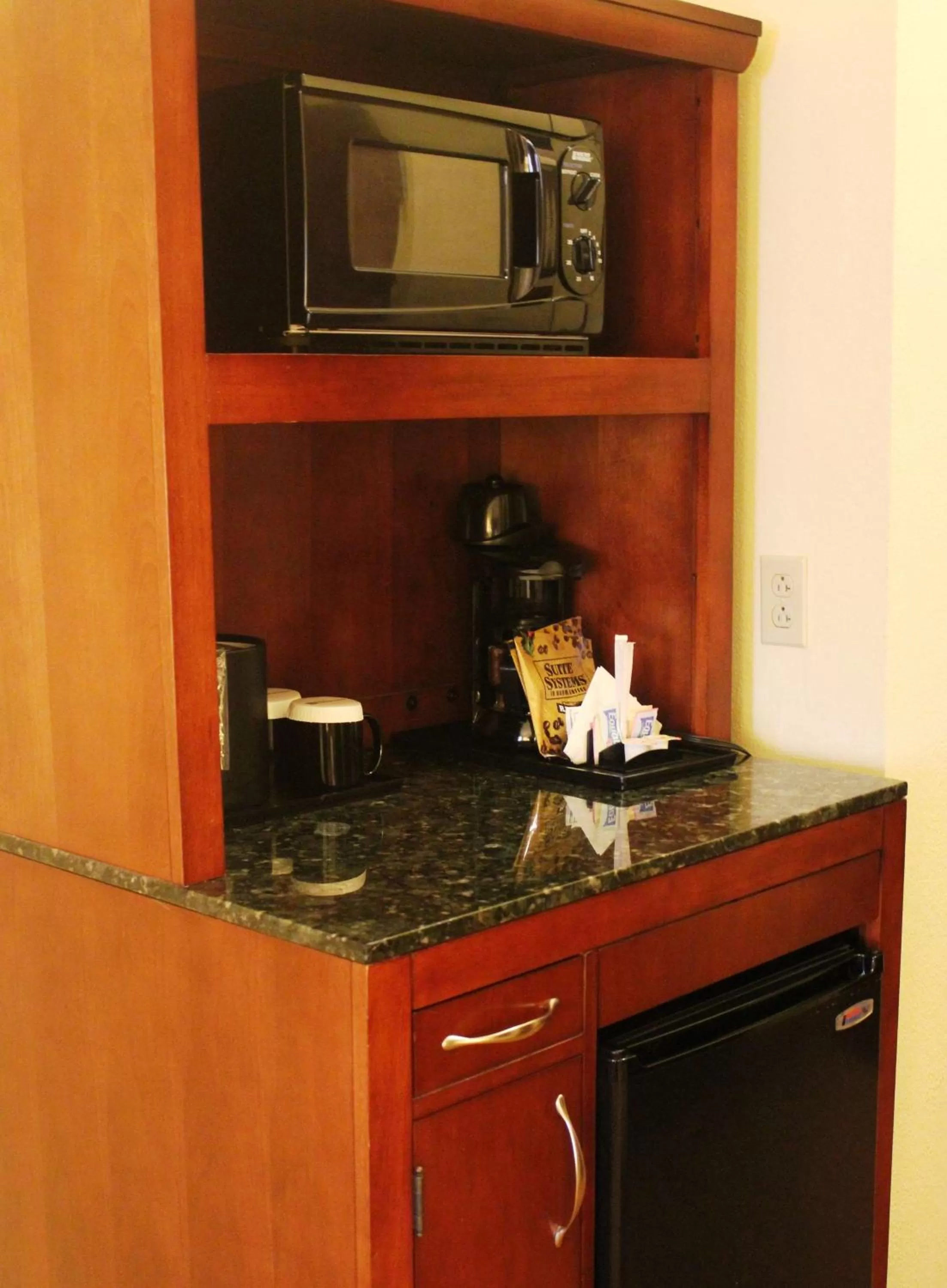 Bedroom in Hilton Garden Inn Starkville