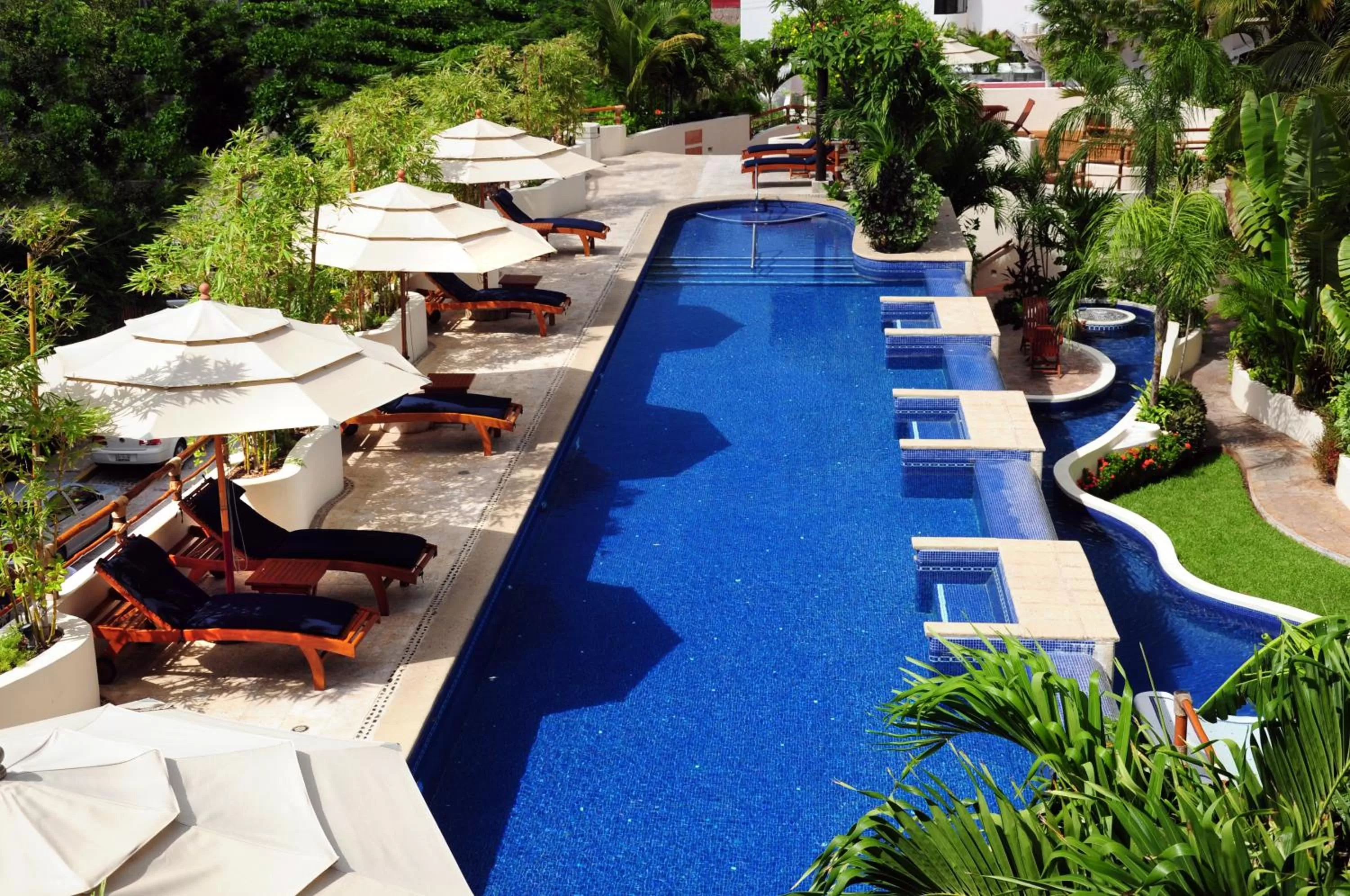 Solarium in Porto Playa Condo Hotel and Beach Club