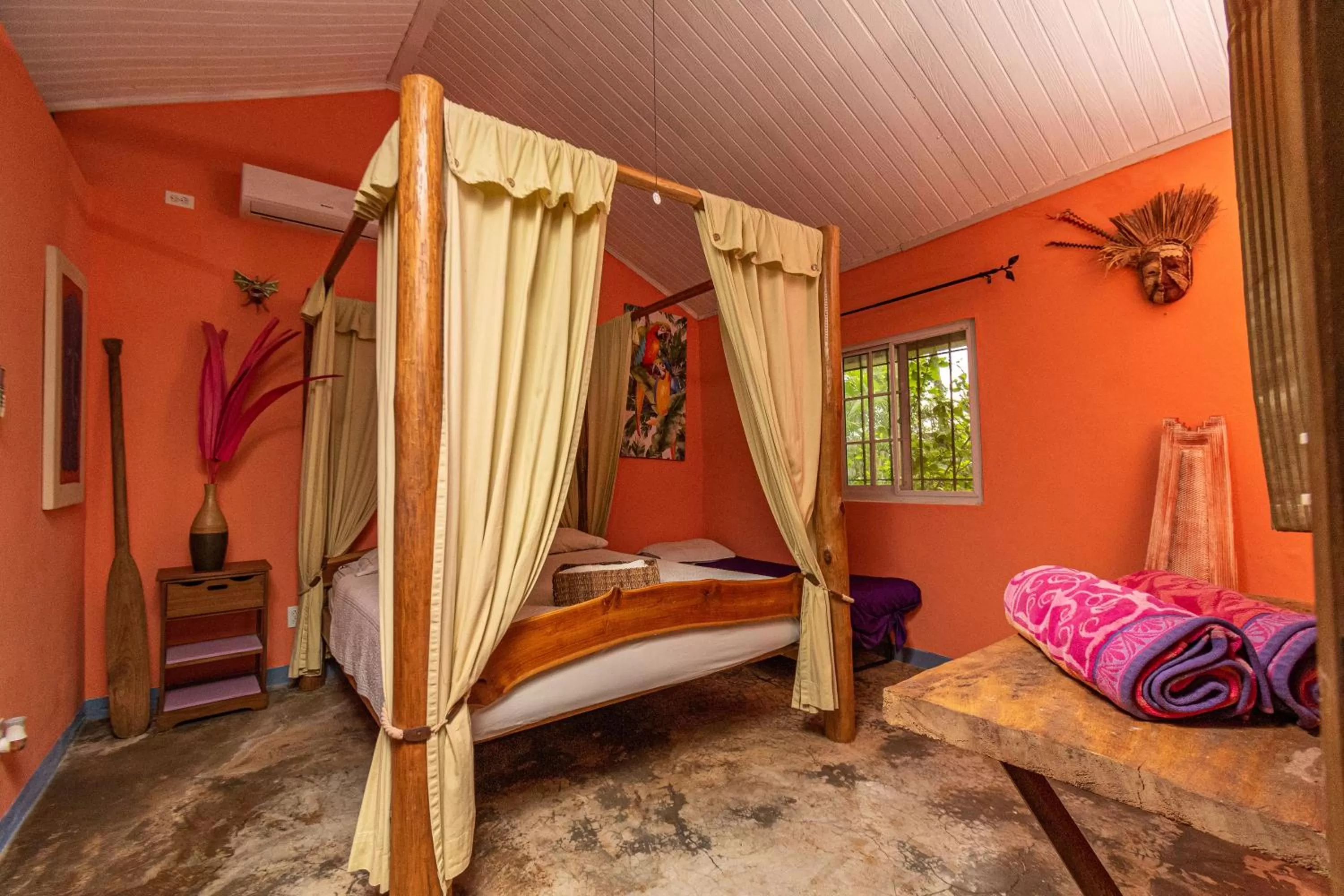 Bedroom, Bed in Monkey Lodge Panama