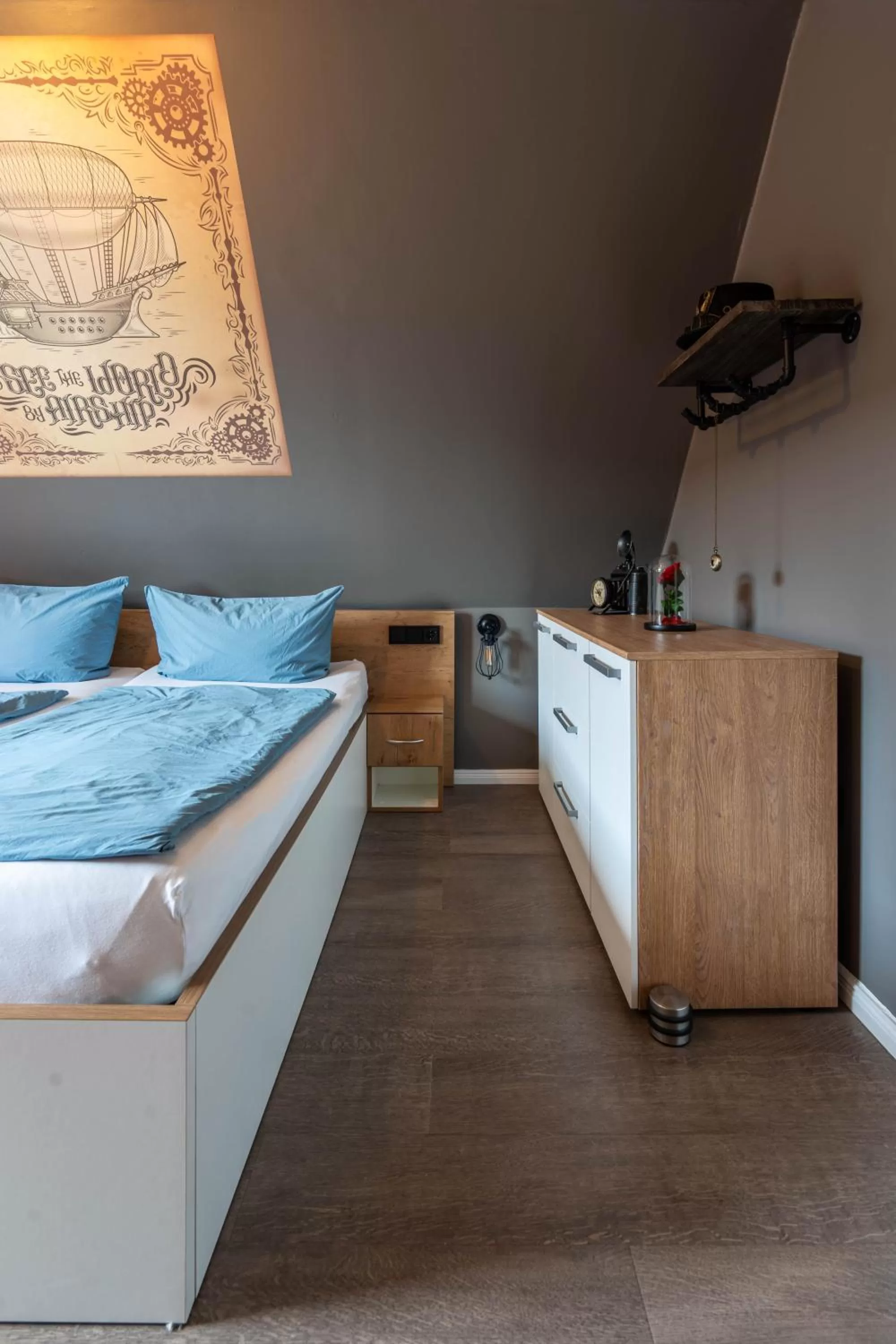 Photo of the whole room, Bed in Hotel Luina Beach