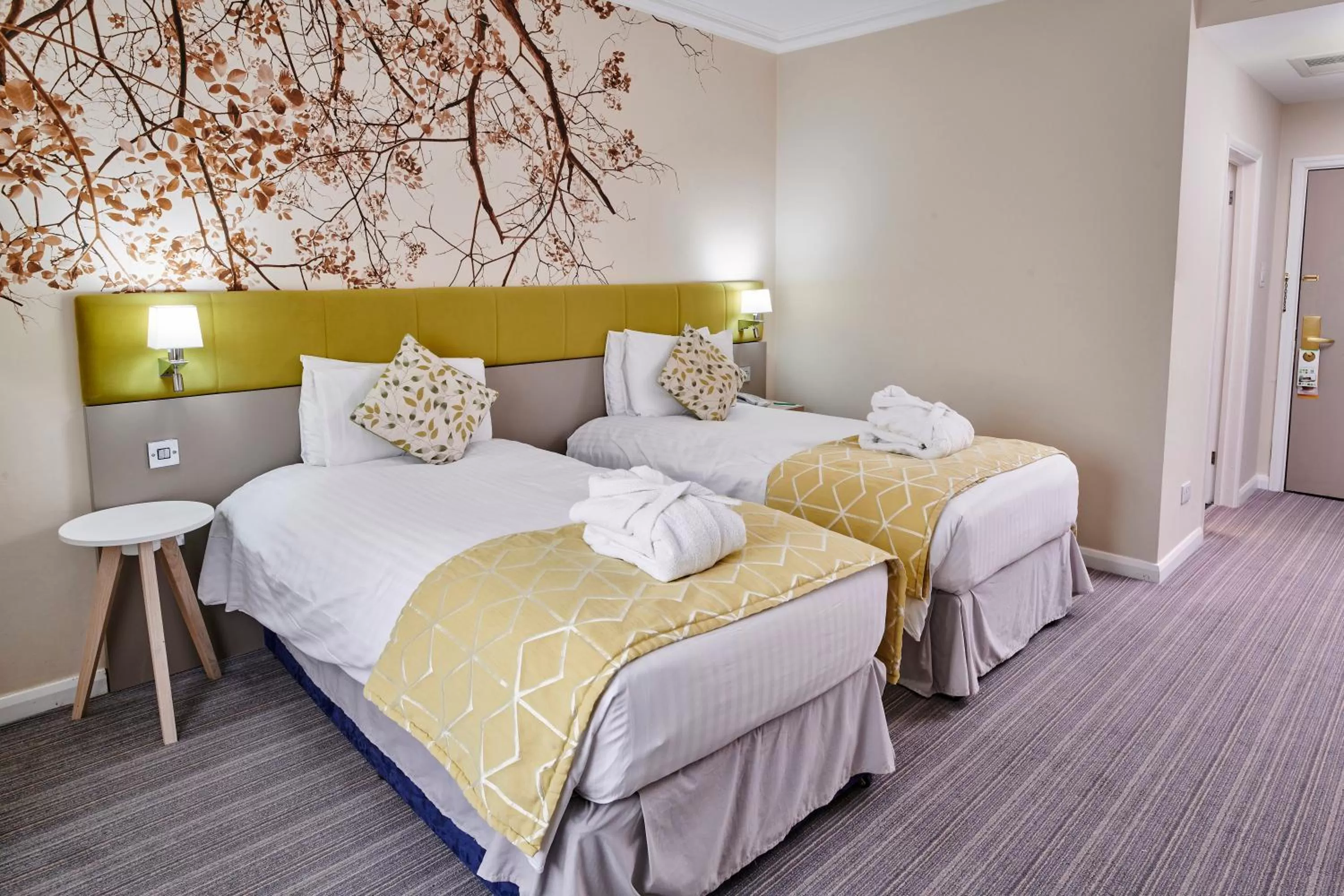 Property building, Bed in Holiday Inn Corby Kettering A43 by IHG