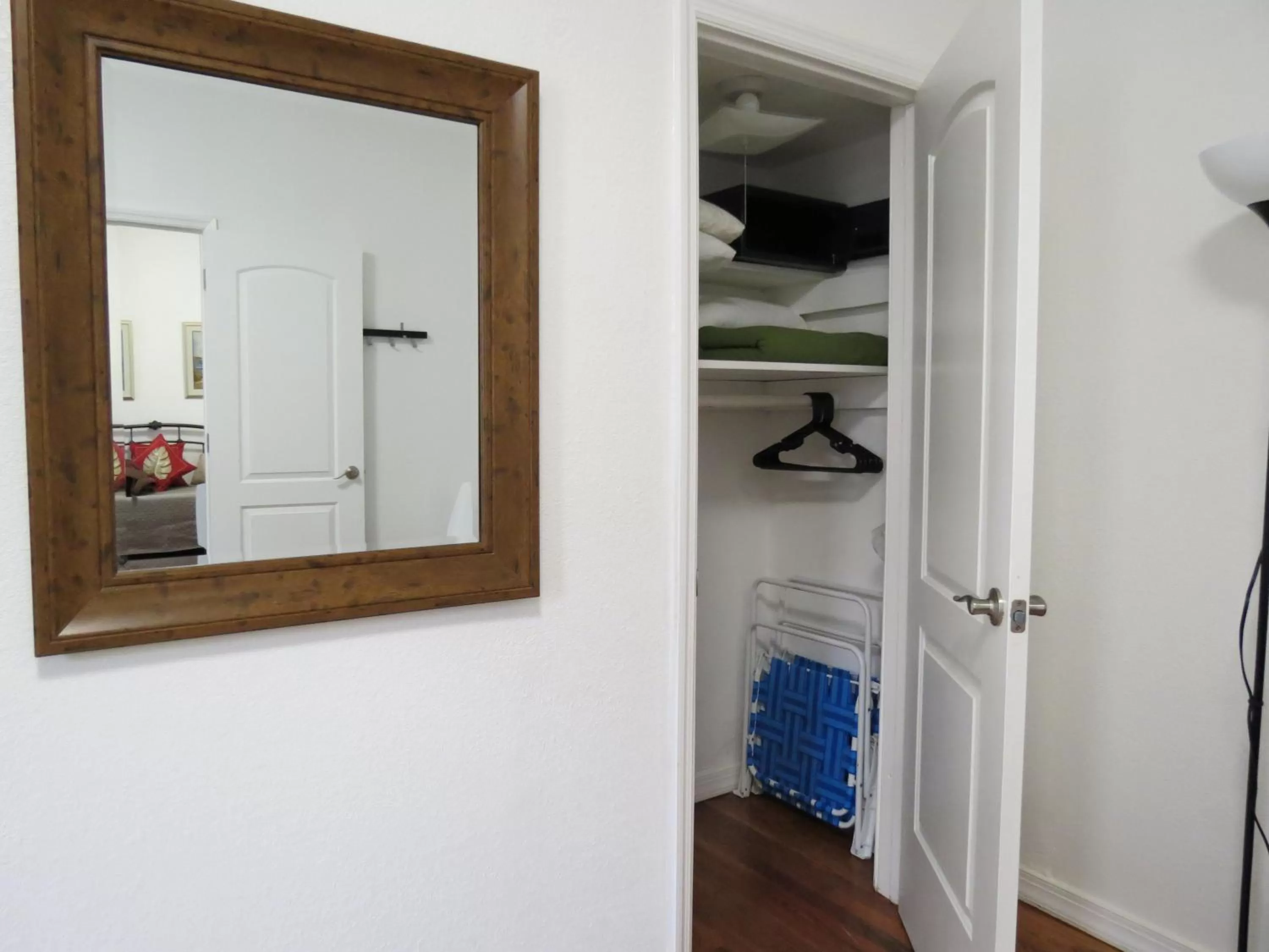wardrobe in Harding Boutique Apartments