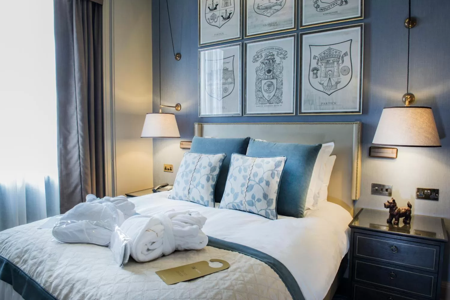 Bedroom, Bed in voco Grand Central Glasgow by IHG