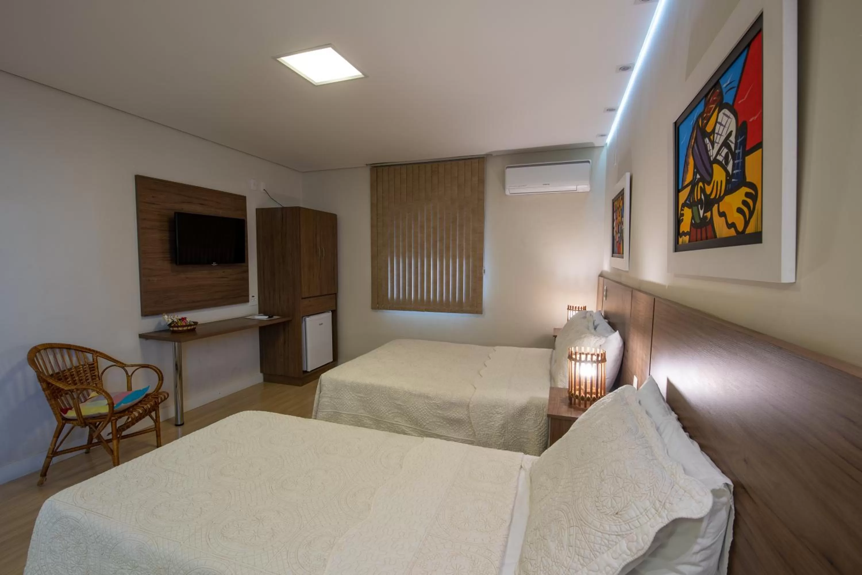 Bed in Hotel Mount Everest