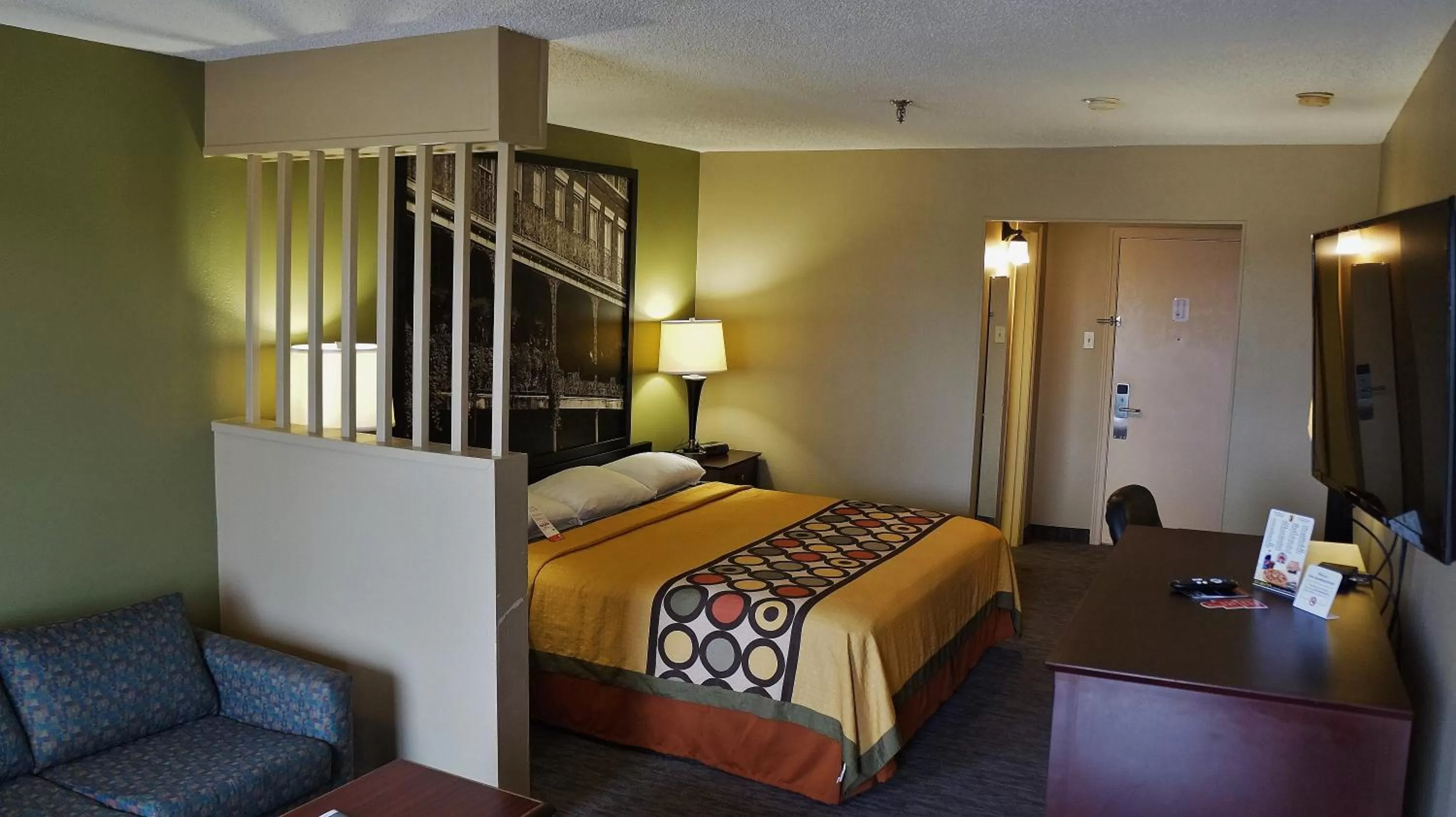 Bed in Super 8 by Wyndham New Iberia