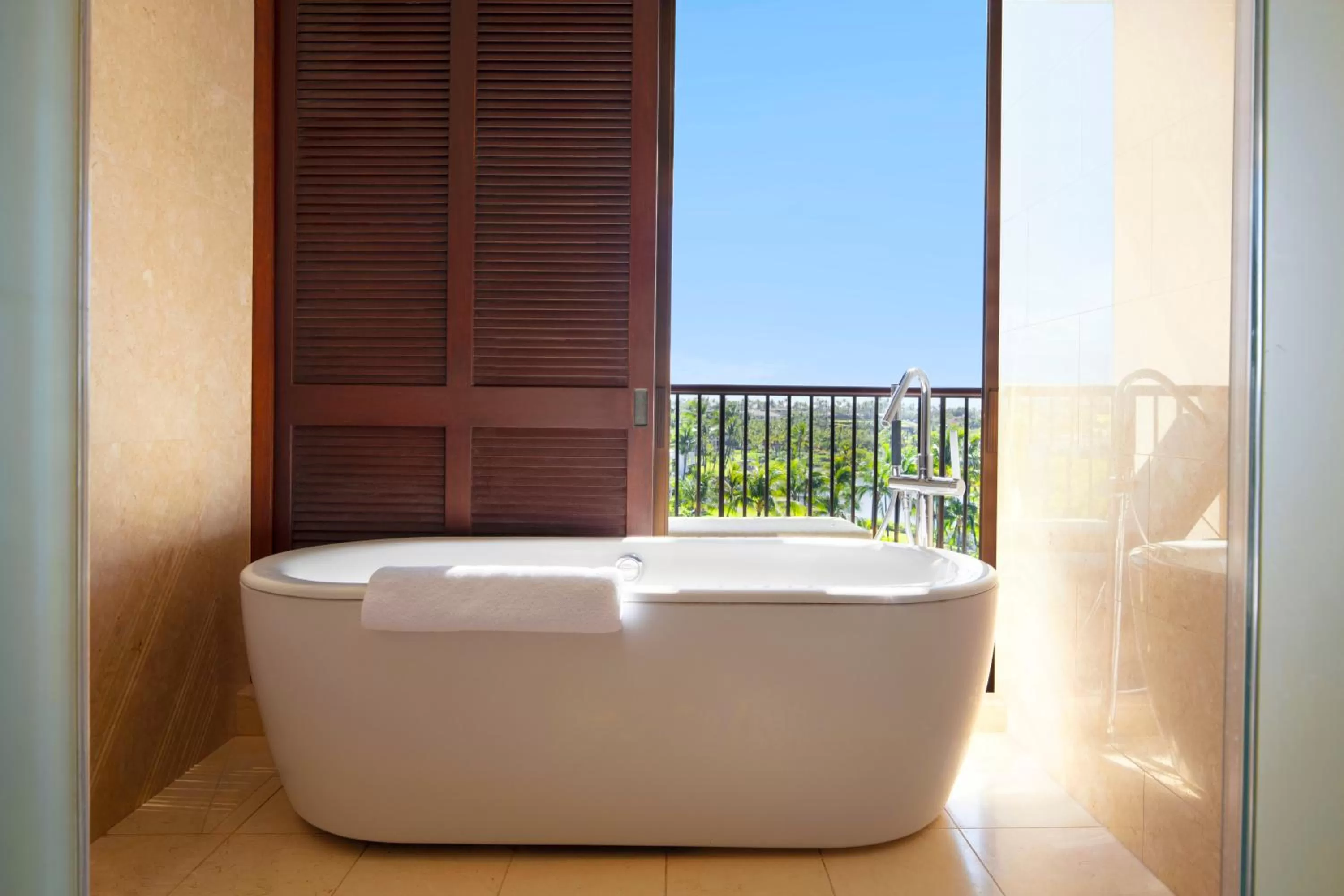 Mauna Lani, Auberge Collection