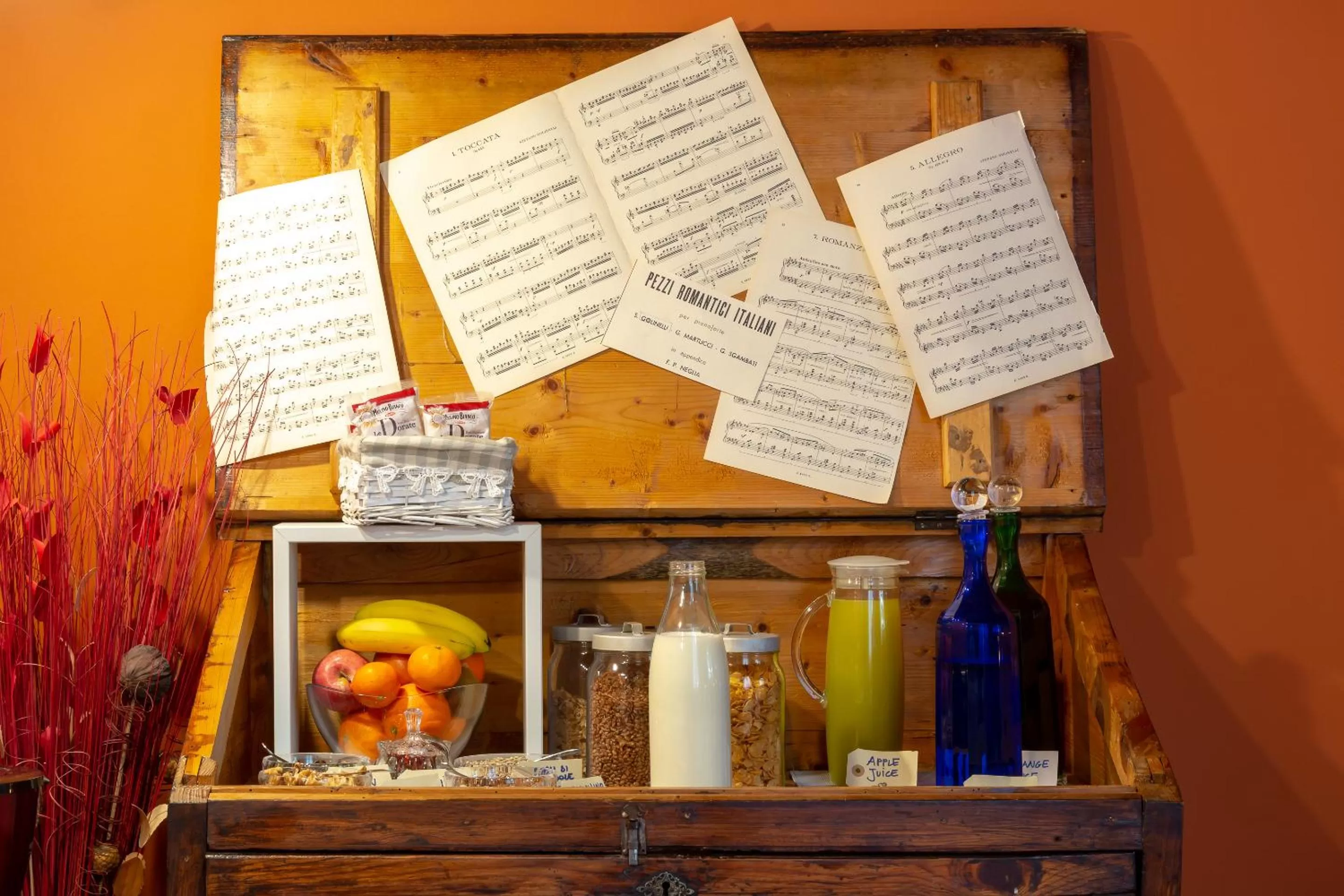 Food and drinks in Opera Boutique B&B