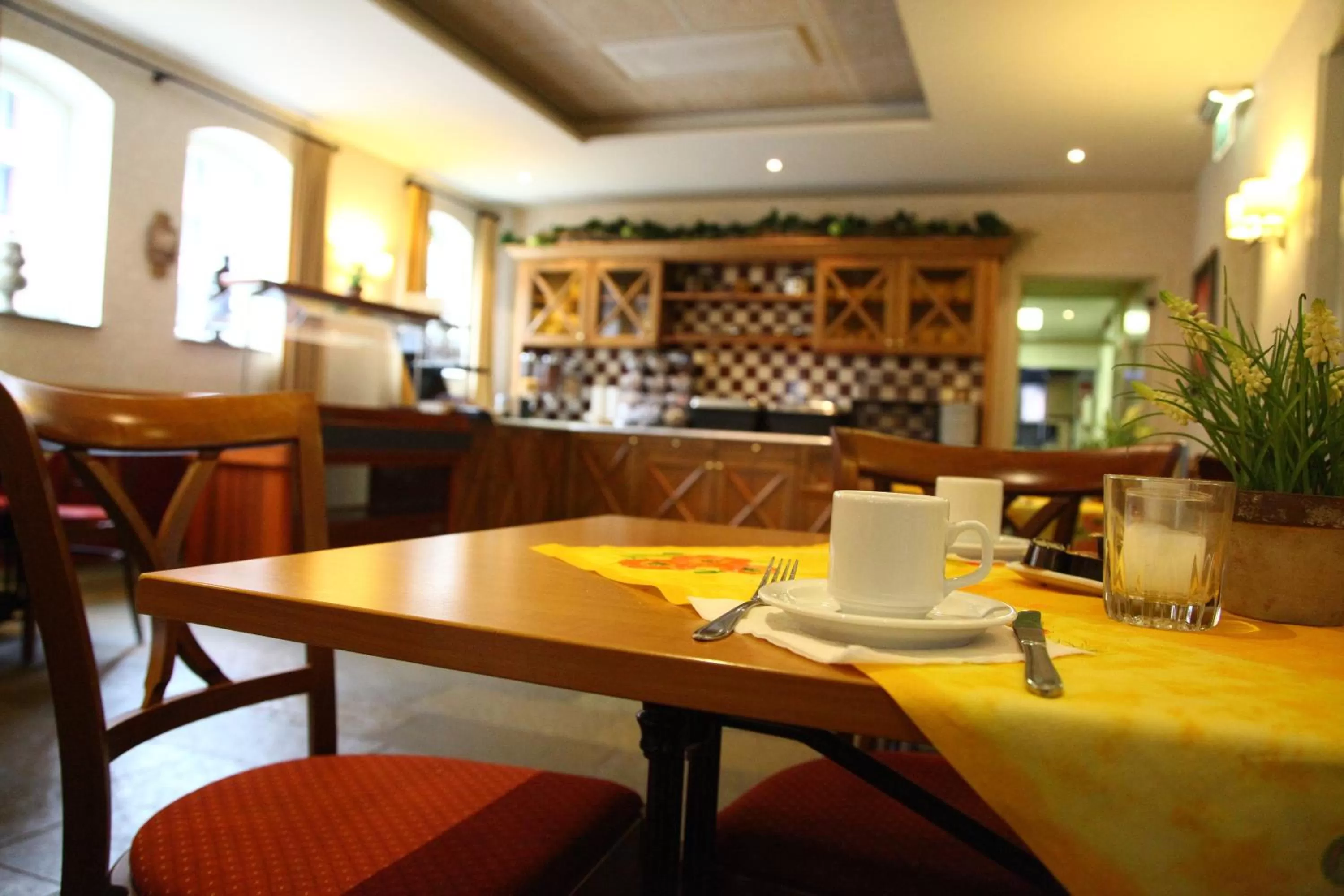 Restaurant/Places to Eat in De Witte Hoeve