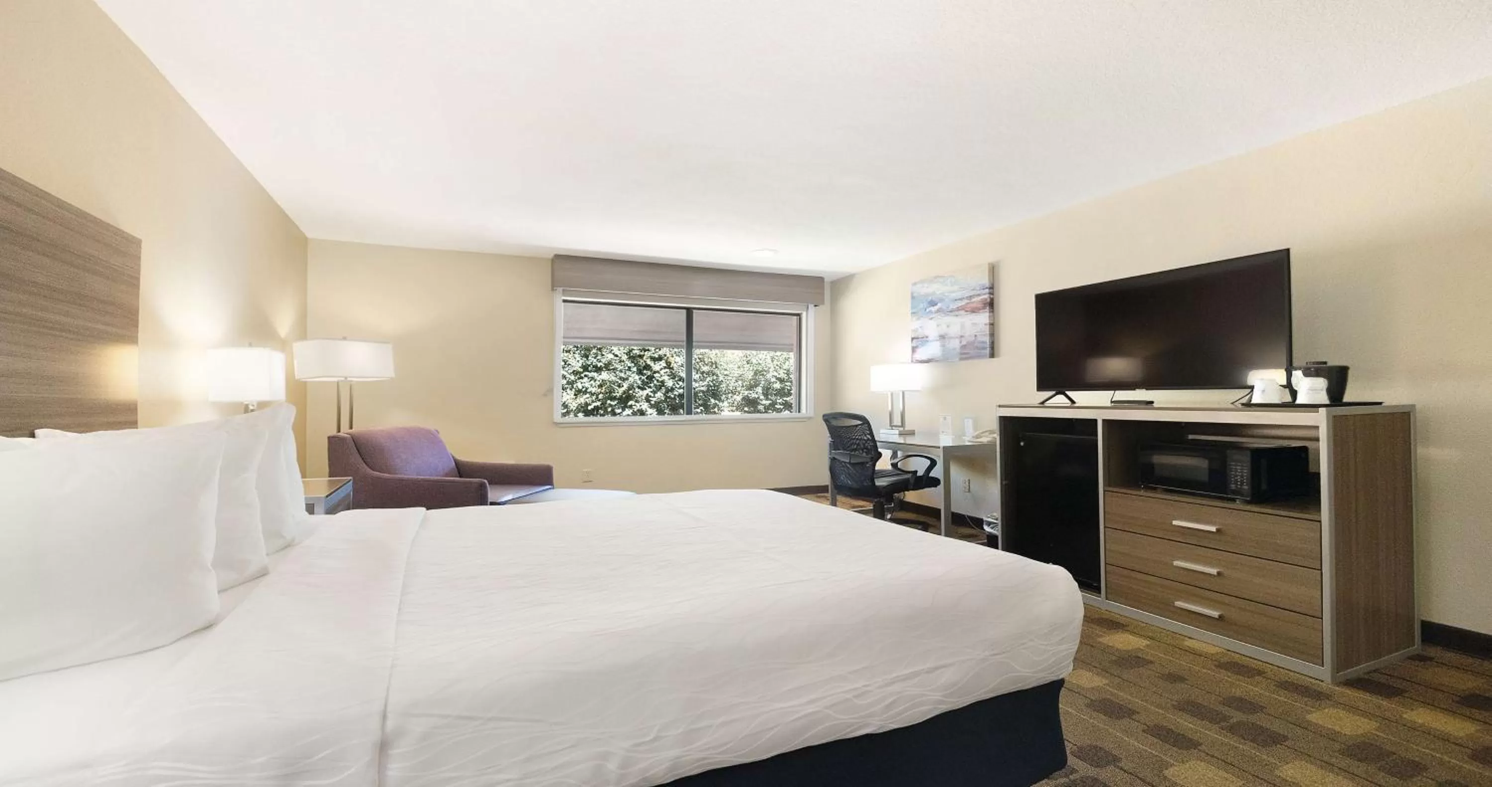 Bedroom, Bed in Best Western Amador Inn