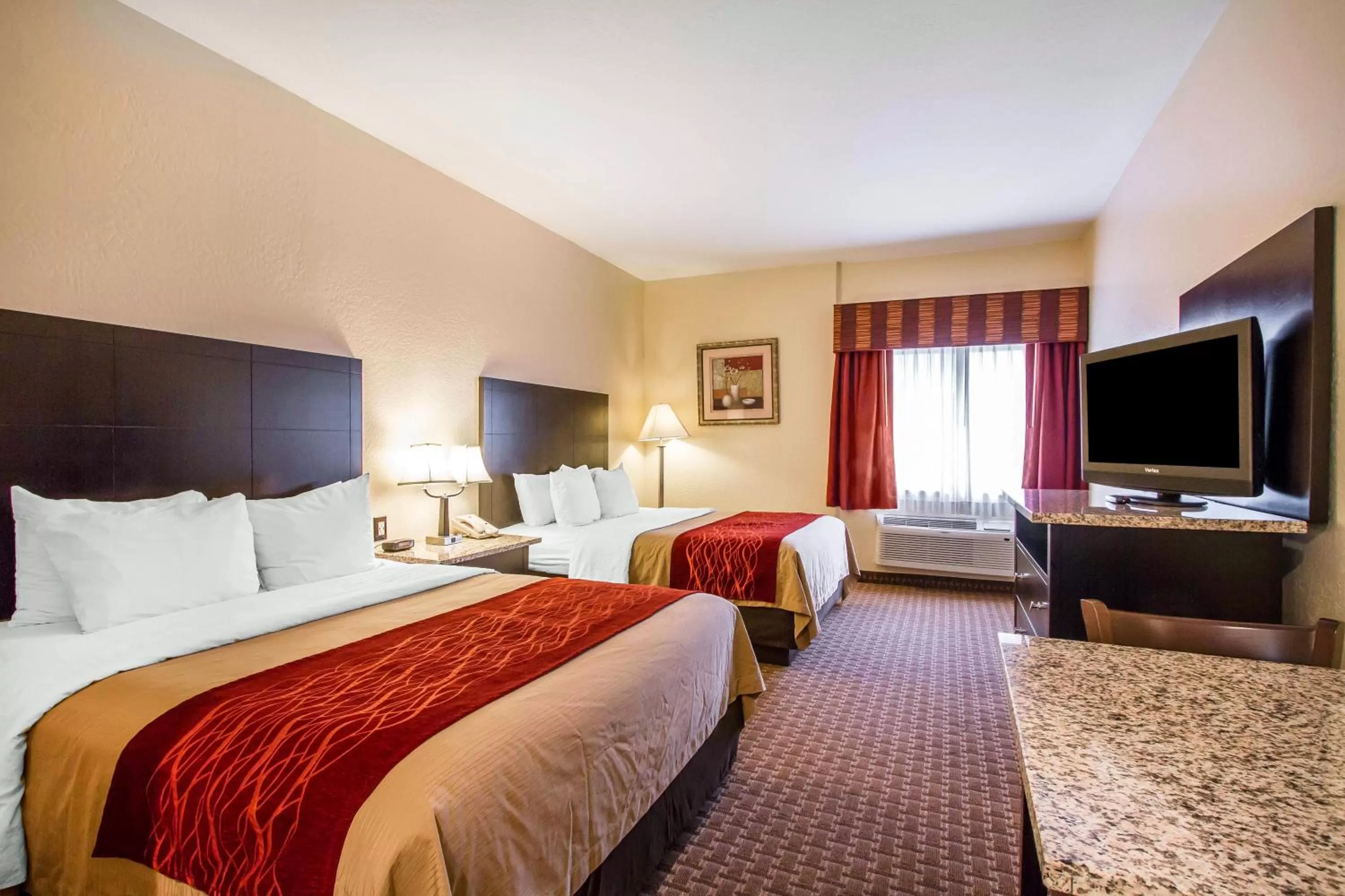 Bedroom, Bed in Comfort Inn Near Grand Canyon