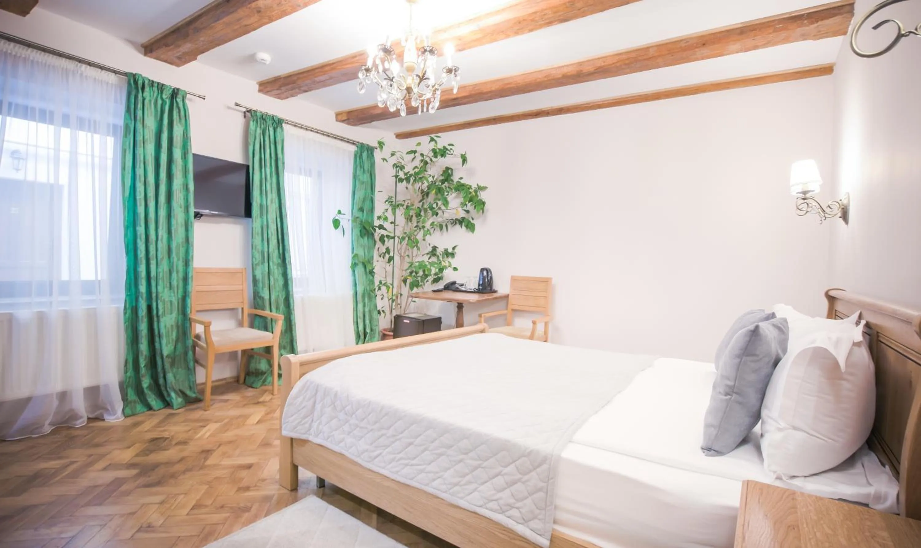 Bedroom, Bed in Safrano Palace