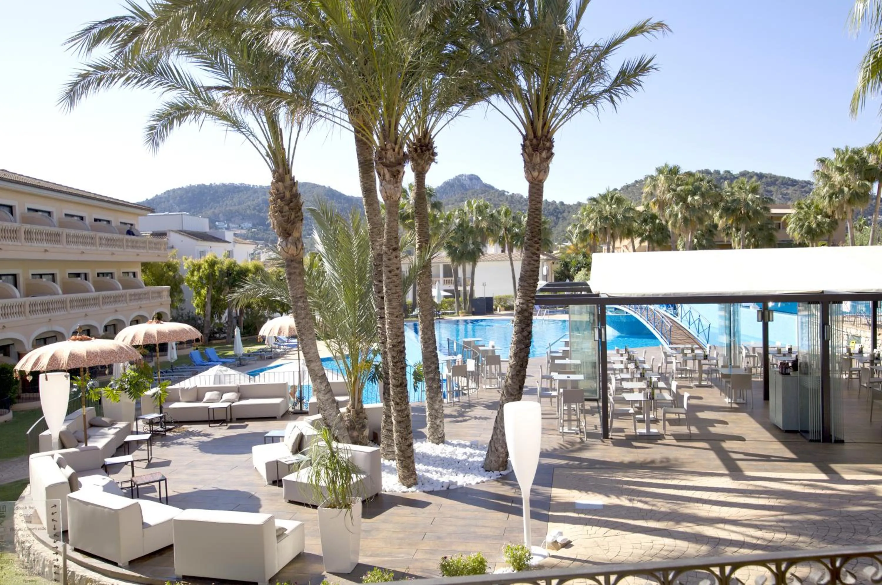 Garden in Mon Port Hotel & Spa