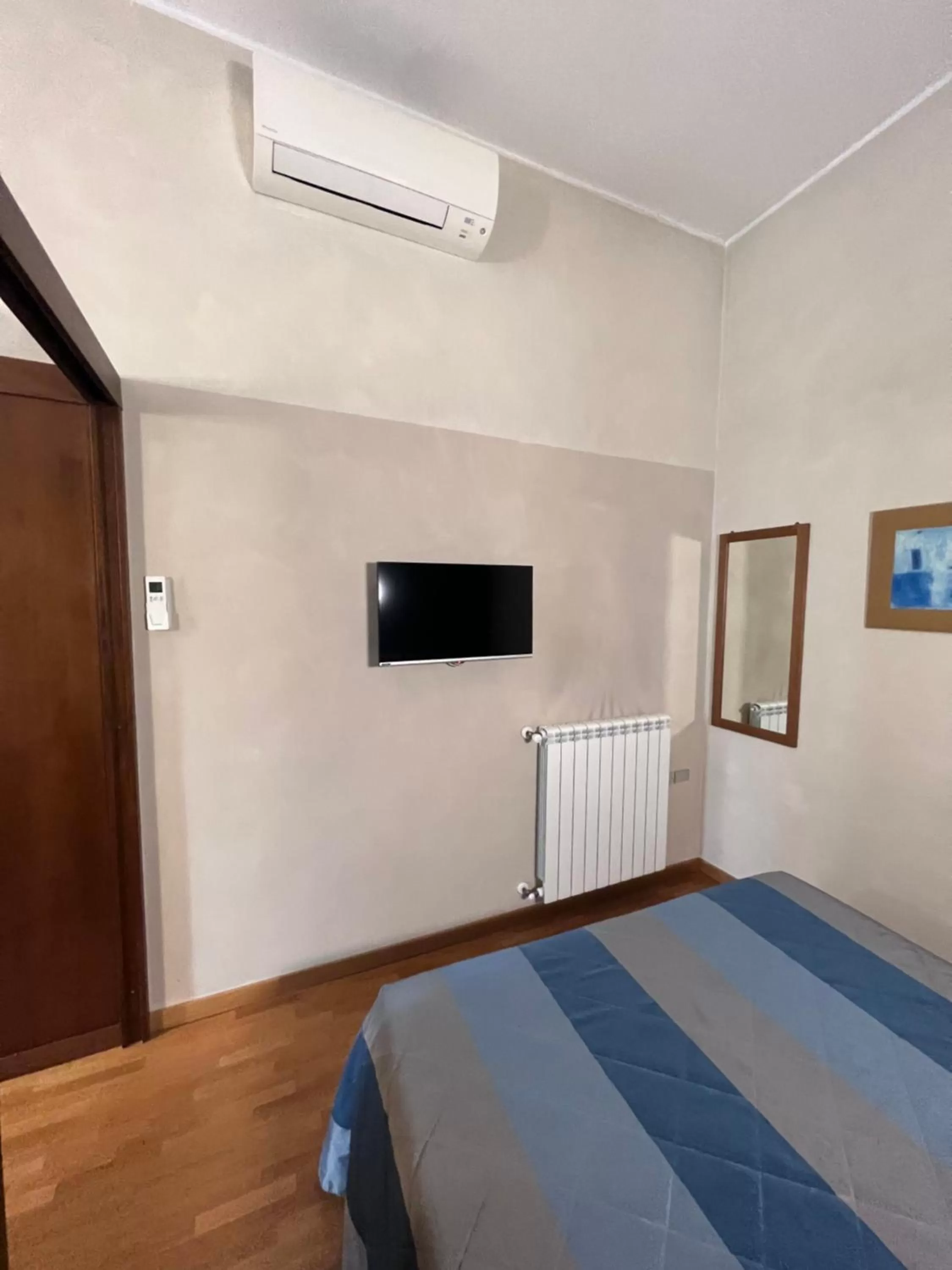 TV and multimedia, Bed in Residence Star