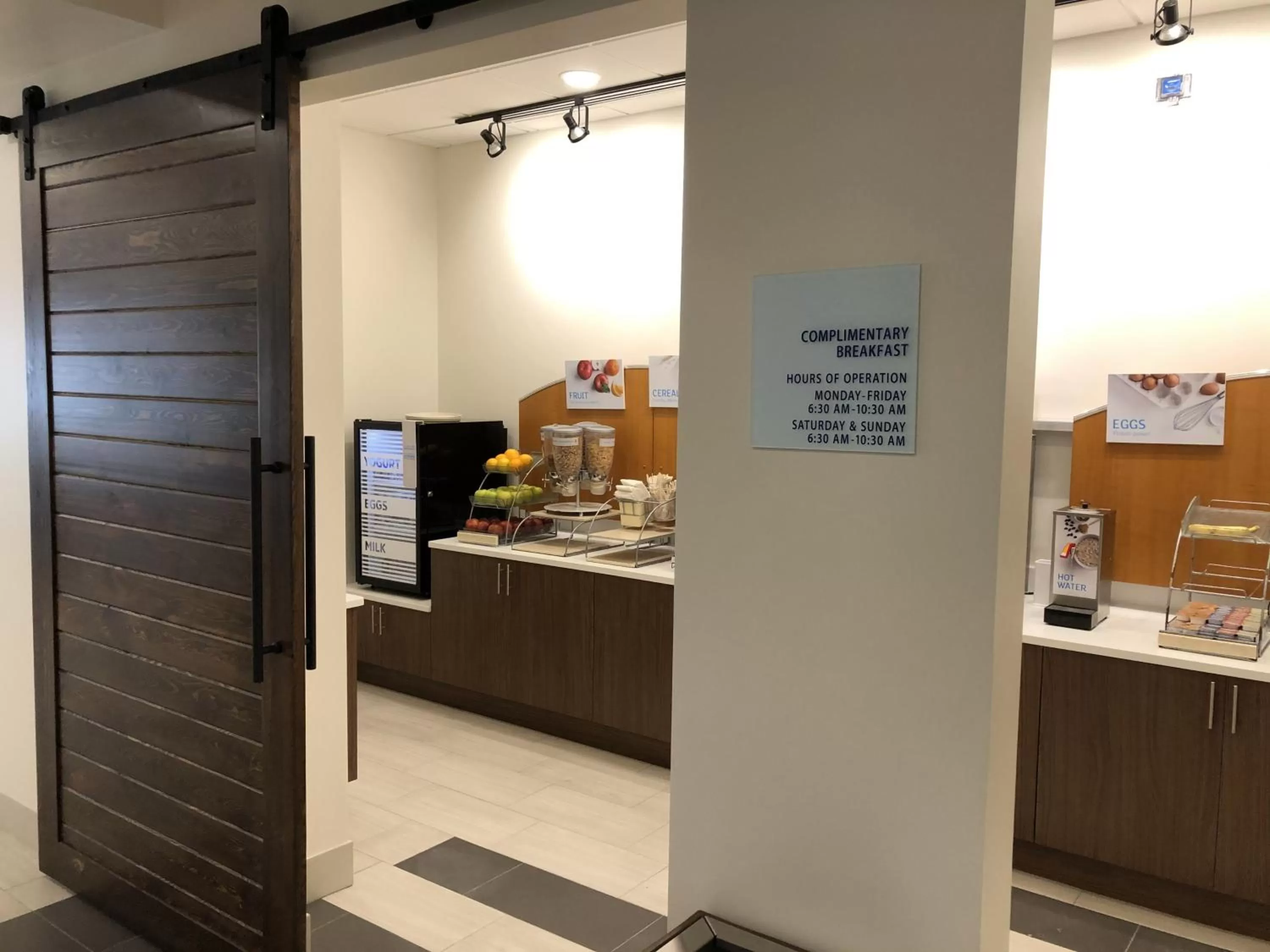 Breakfast in Holiday Inn Express Boca Raton - West by IHG