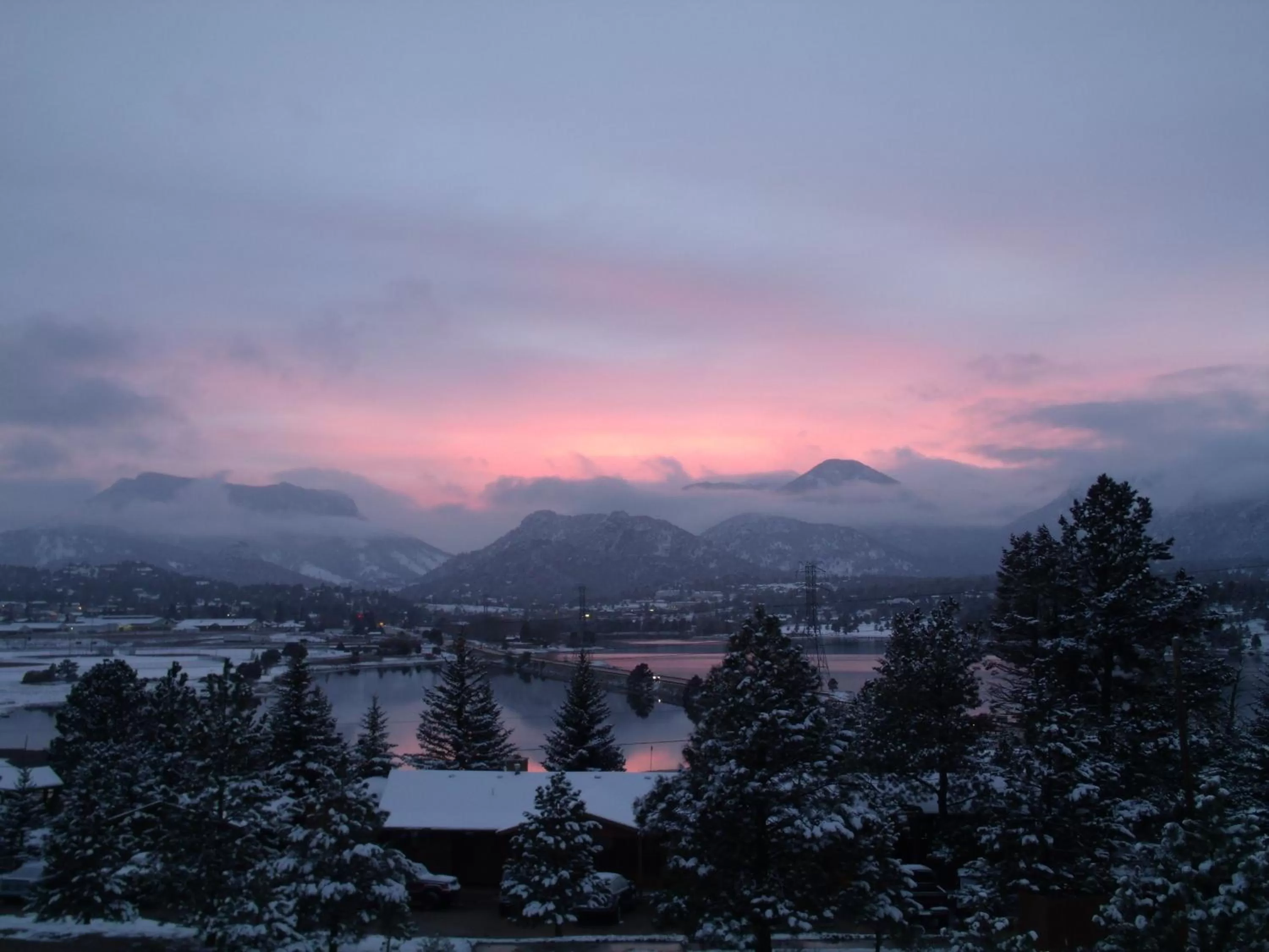 Estes Lake Lodge