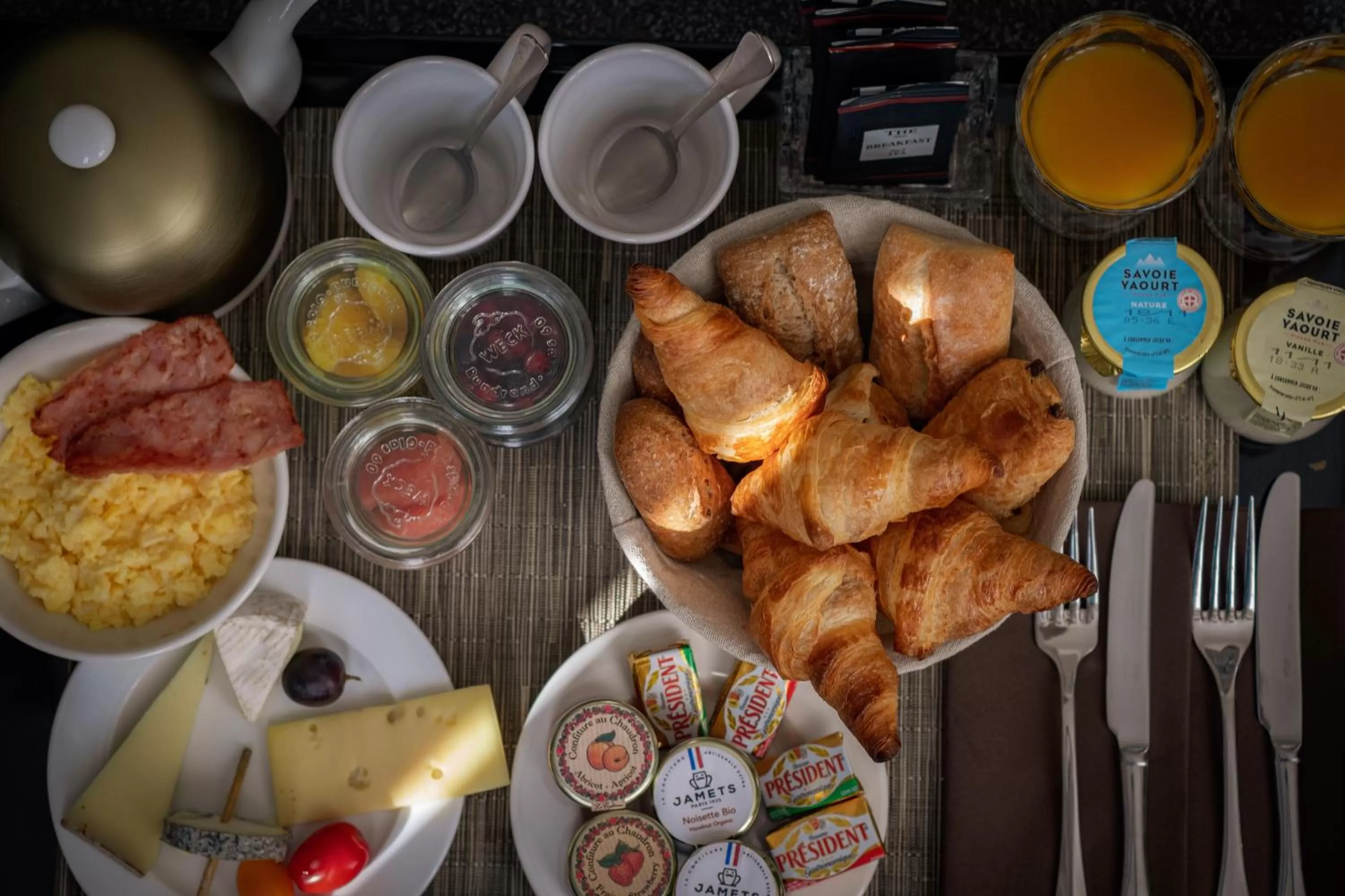 Breakfast in Hotel Litteraire Le Swann, BW Premier Collection