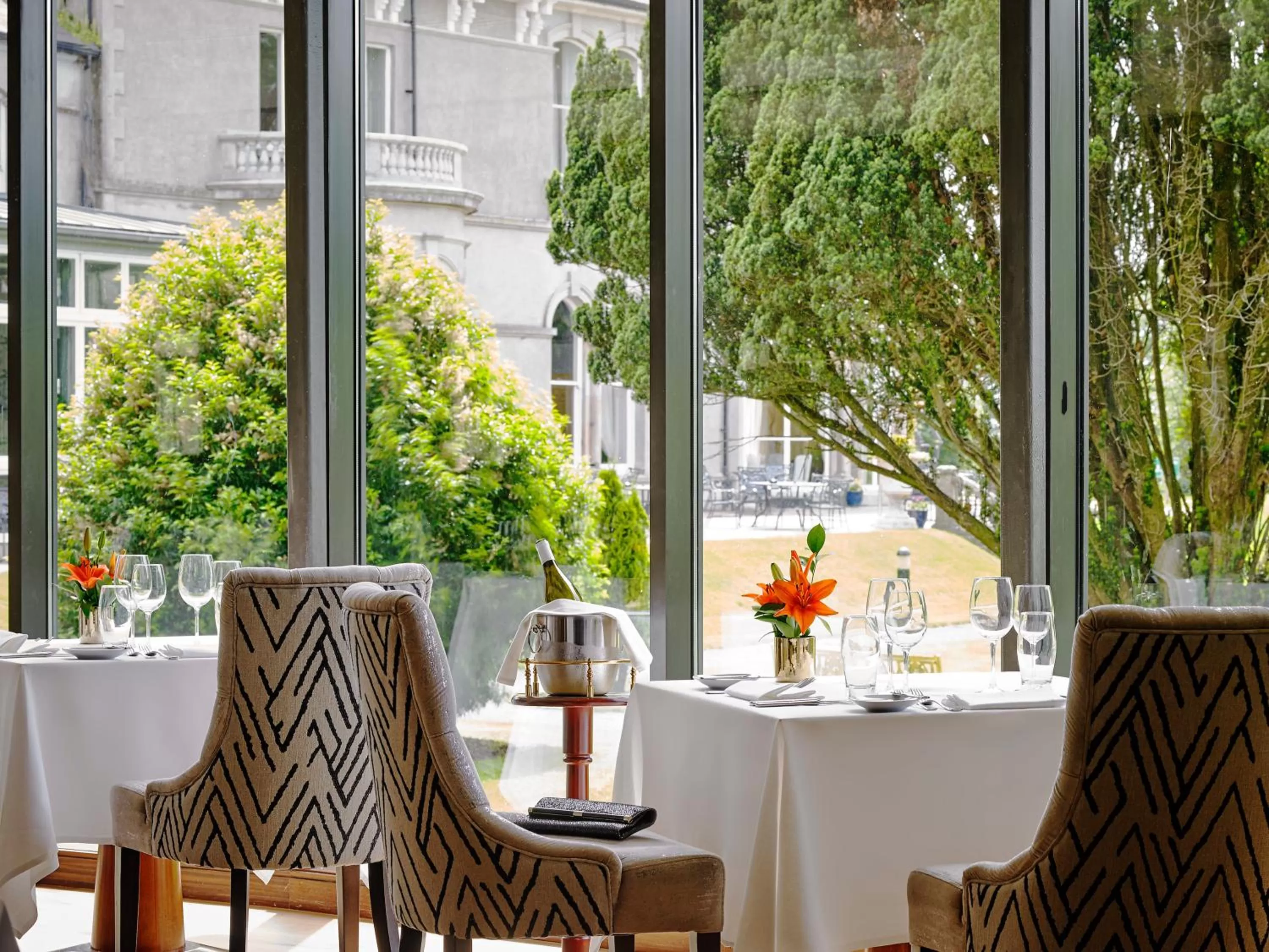 Restaurant/places to eat in Lyrath Estate