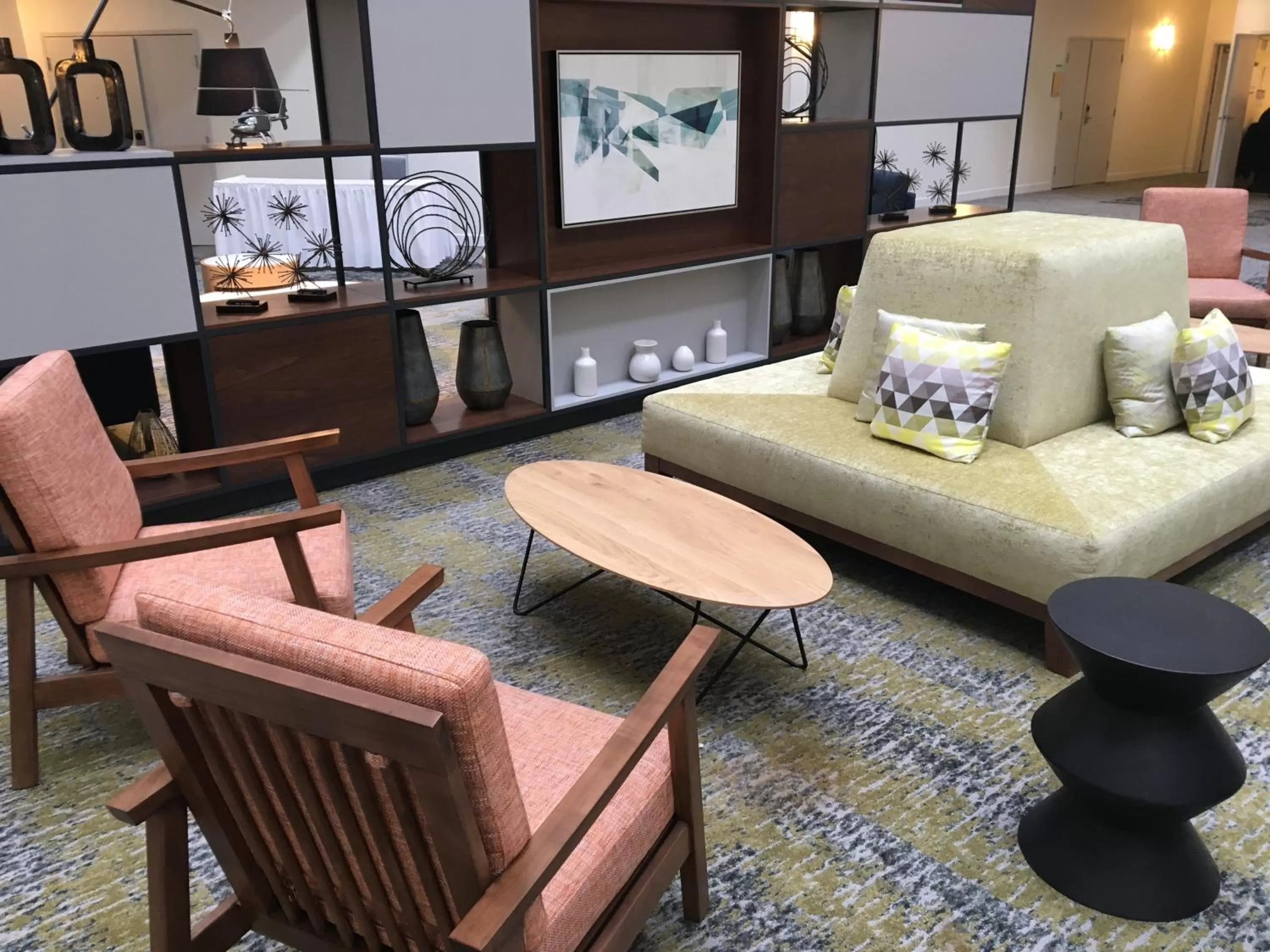 Property building in Holiday Inn Montreal Longueuil by IHG