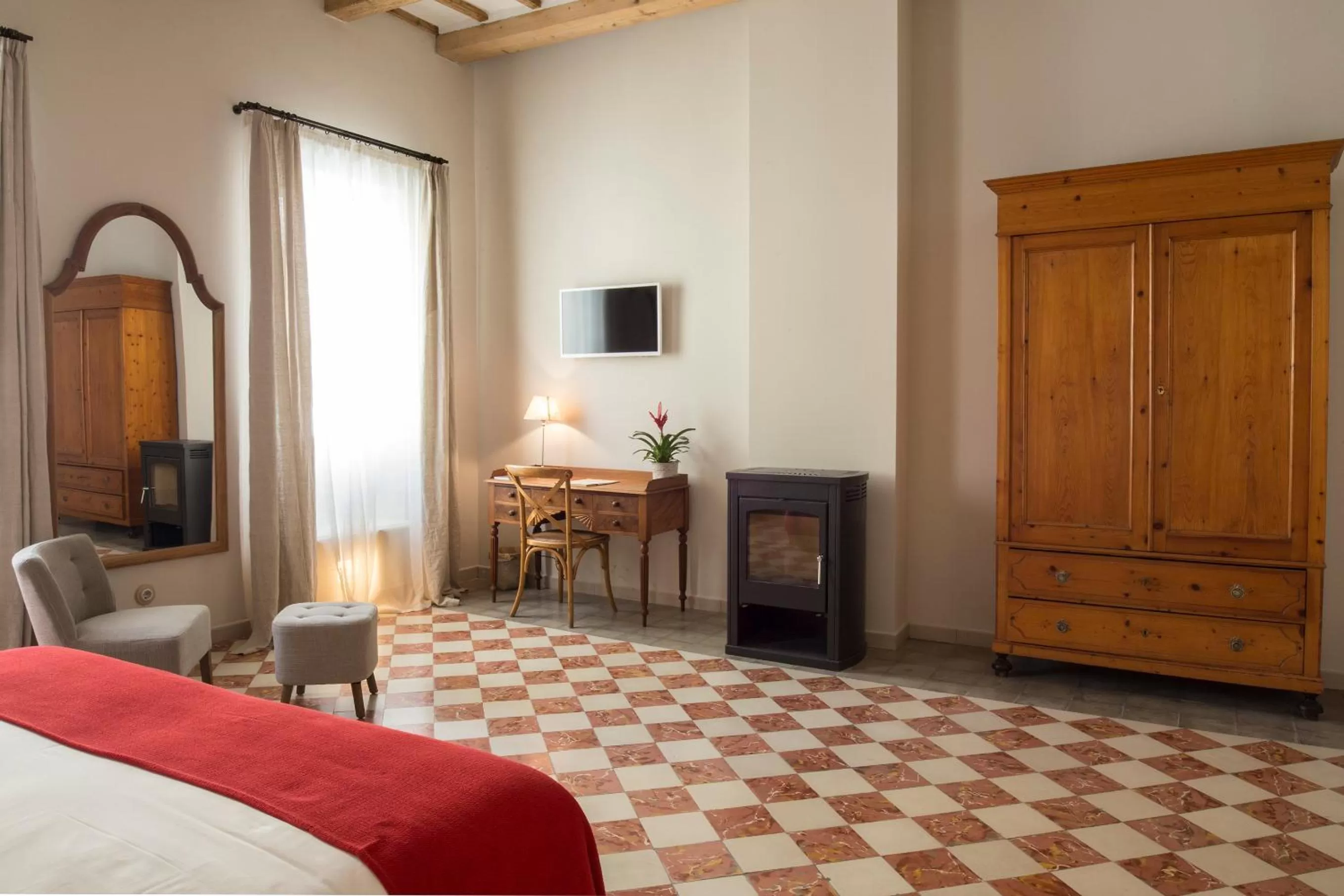 Photo of the whole room, Bed in Jardí de Ses Bruixes Boutique Hotel
