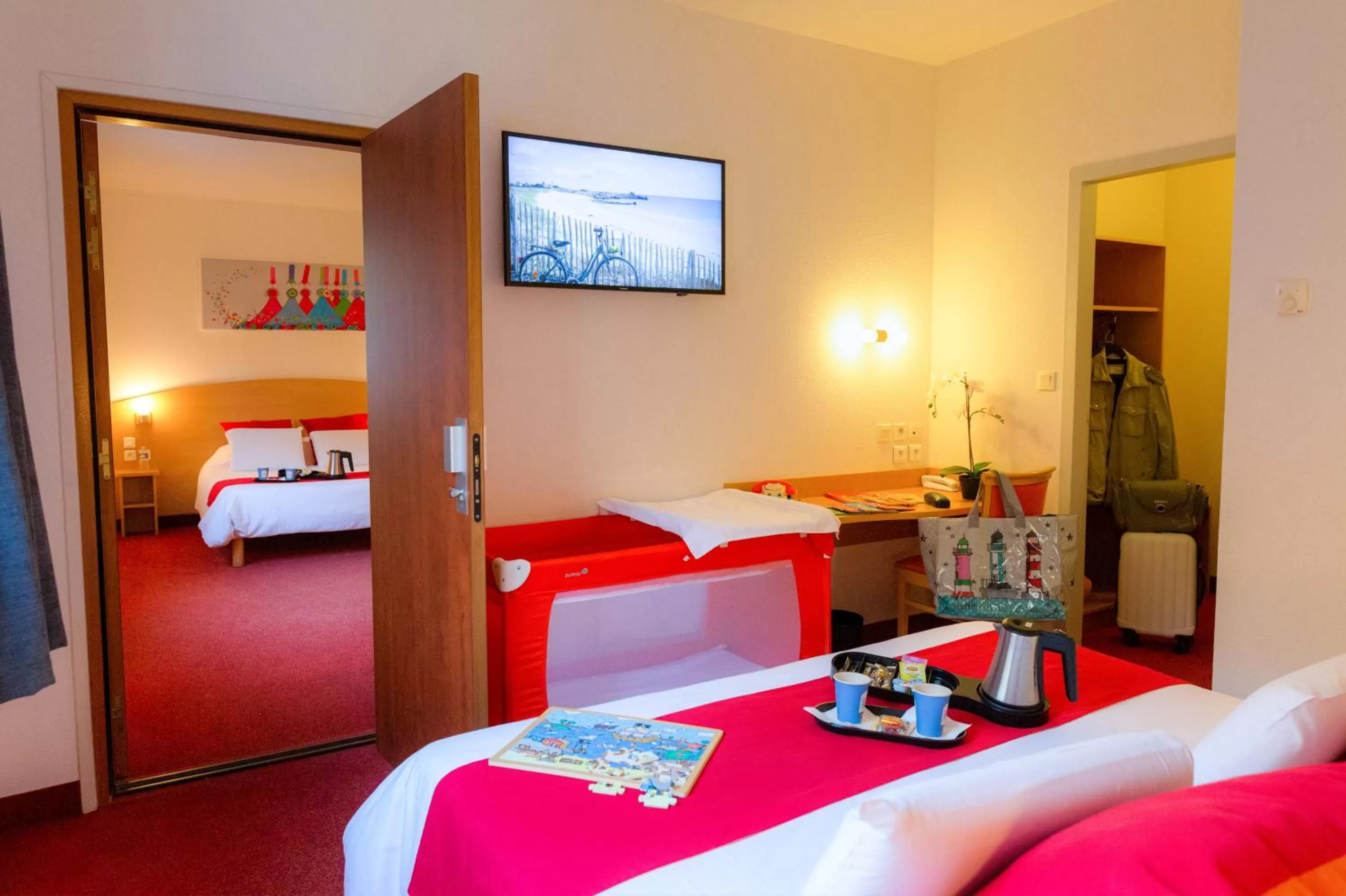 Bed in Kyriad Quimper - Pont-l'Abbé