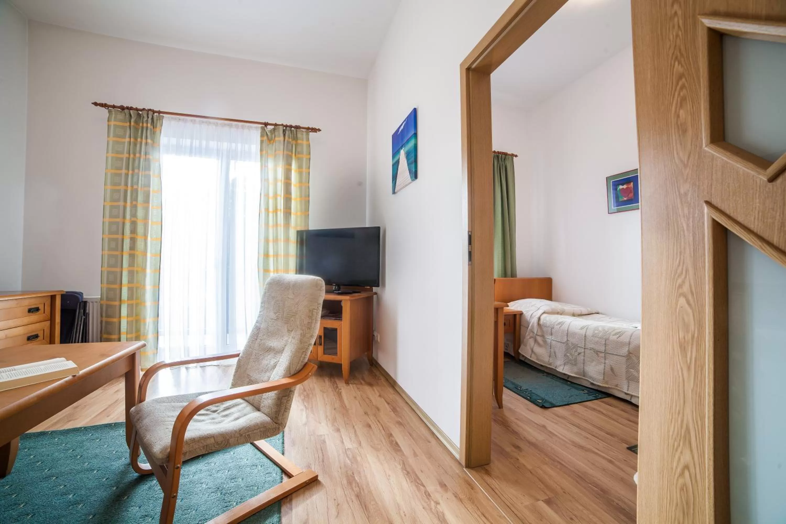 Photo of the whole room, Bed in Olymp