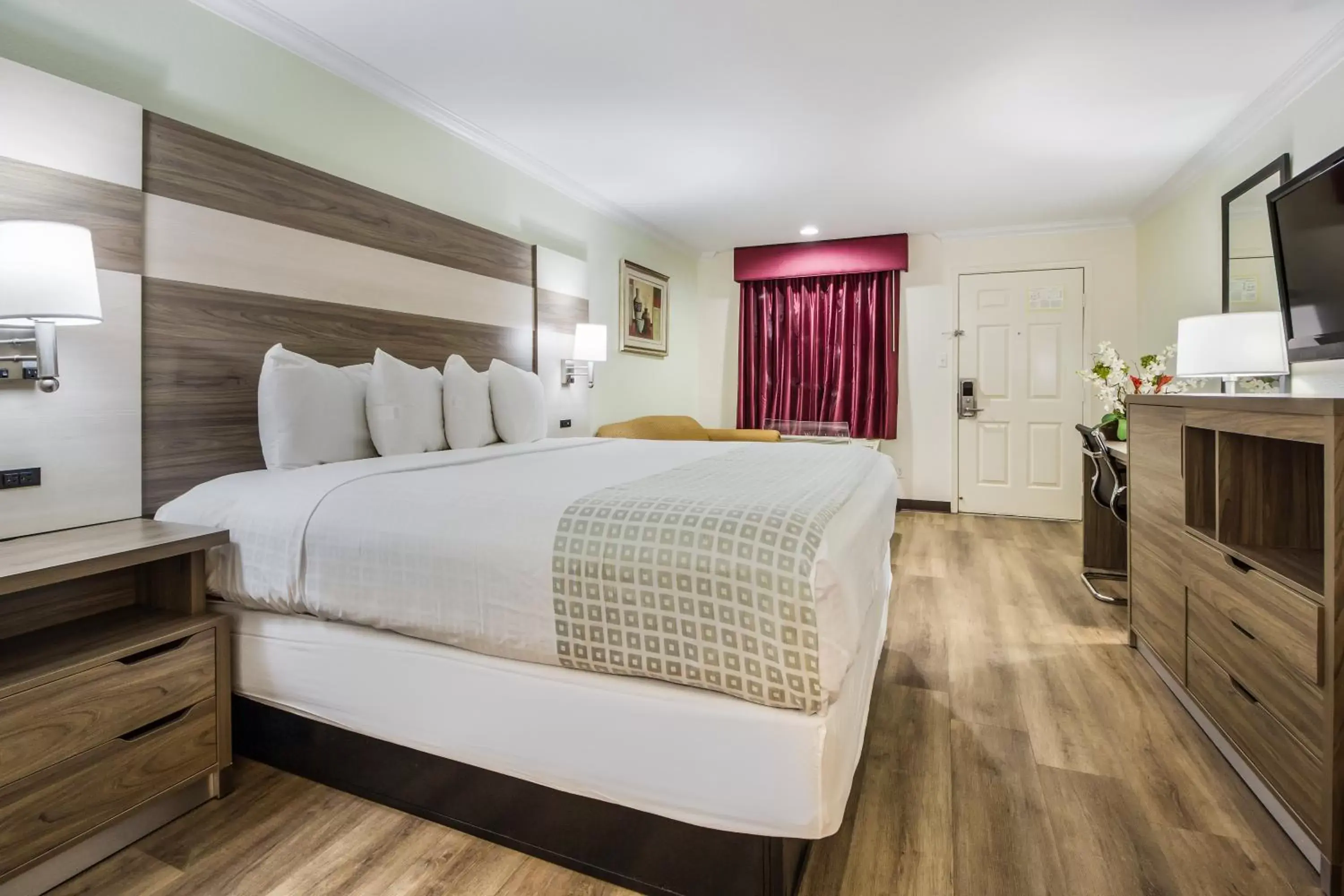 King Room - Disability Access in Americas Best Value Inn Columbus King Room - Disability Access in Americas Best Value Inn Columbus