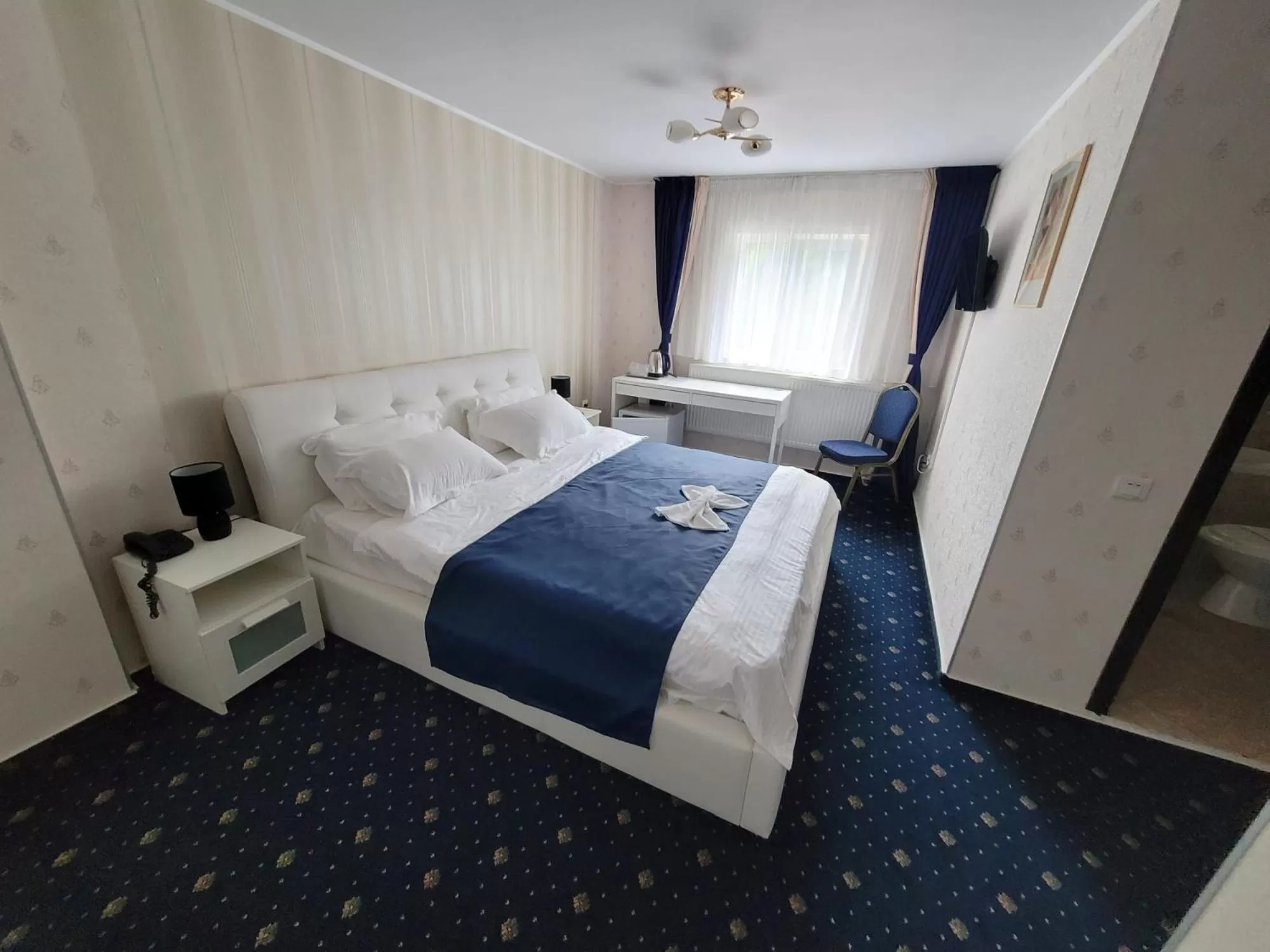 Photo of the whole room, Bed in Hotel Green Palace