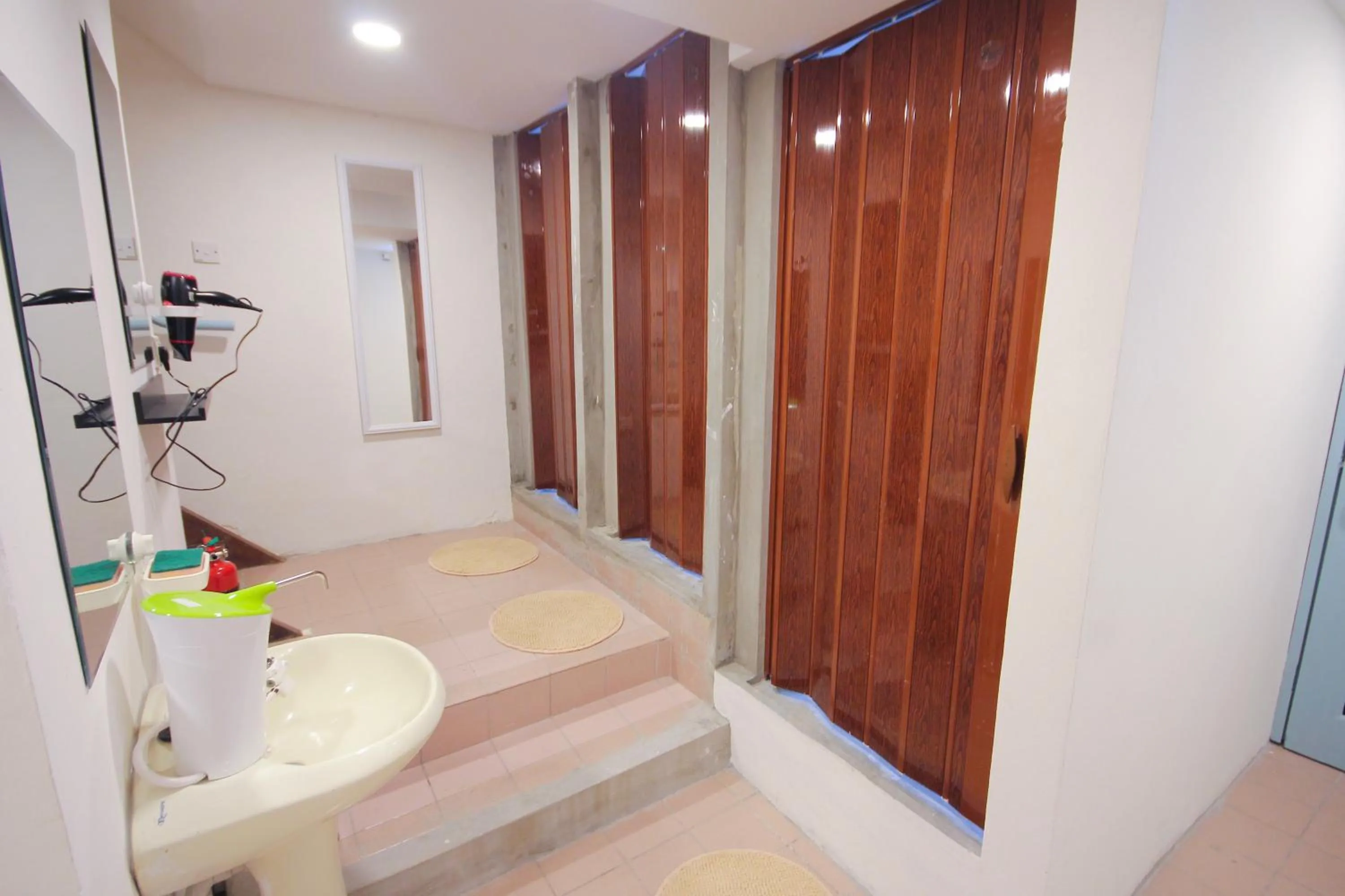 Toilet, Bed in Little Houses