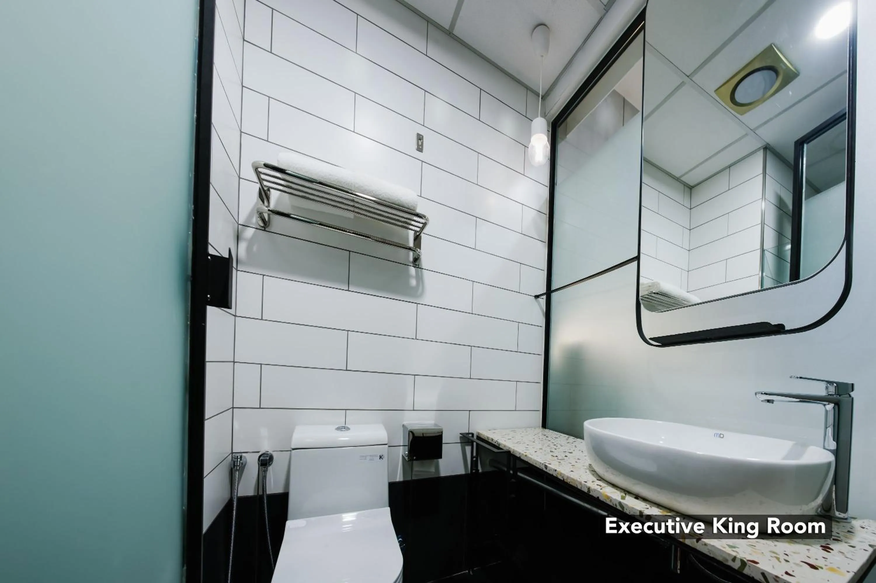 Bathroom in Ceria Hotel