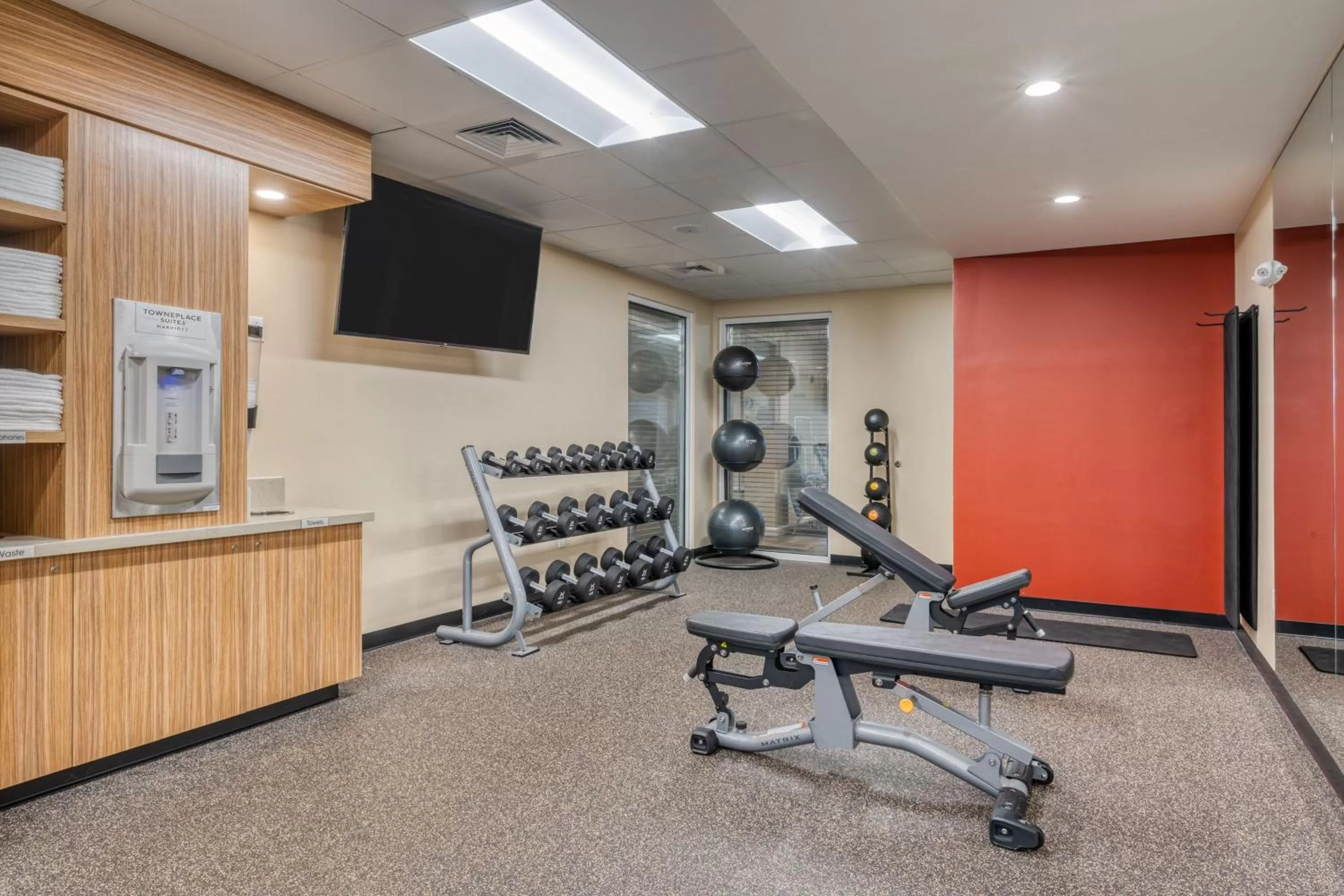 Fitness centre/facilities in TownePlace Suites by Marriott Indianapolis Airport