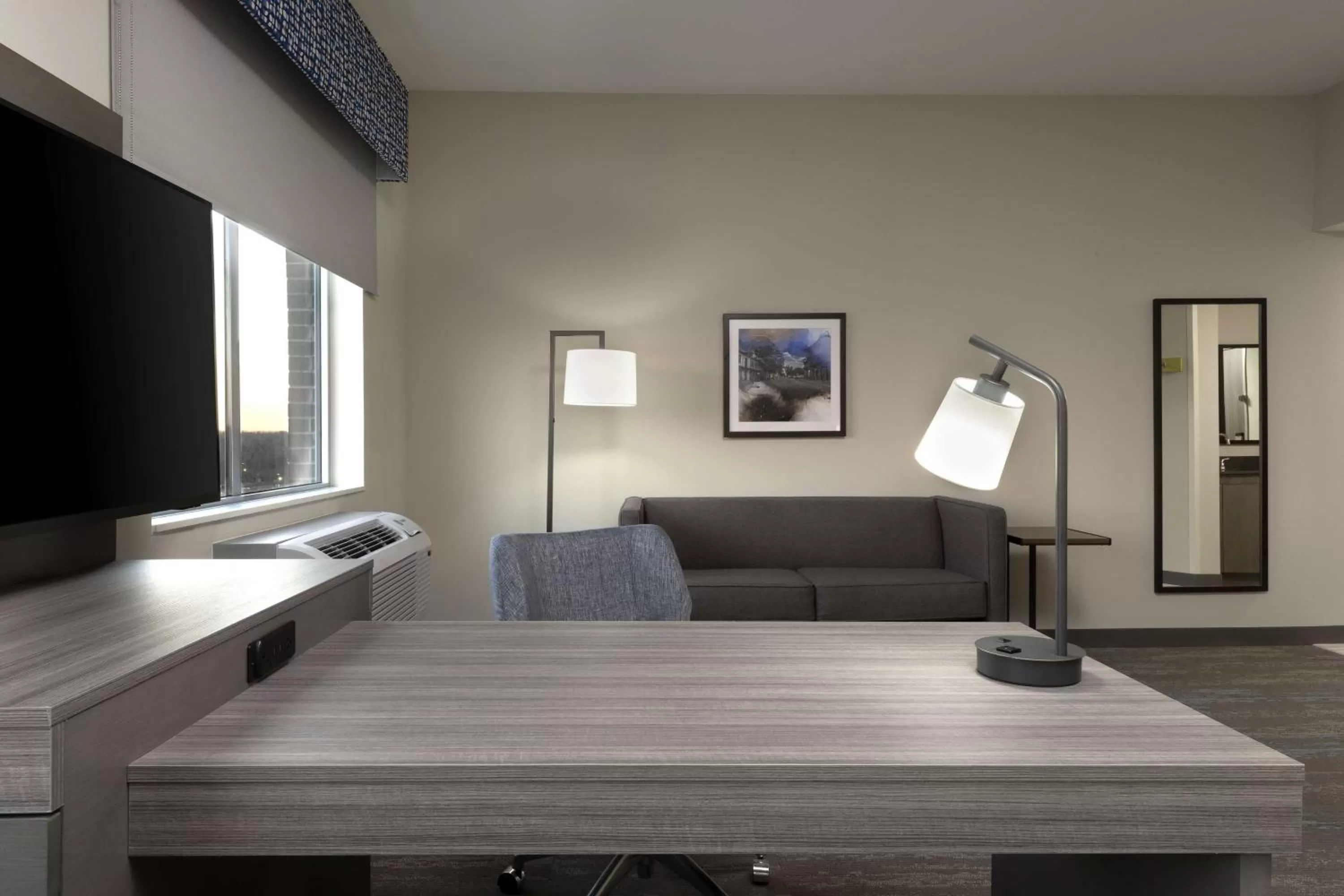 Bedroom in Hampton Inn & Suites St Charles Old Town Area, Mo