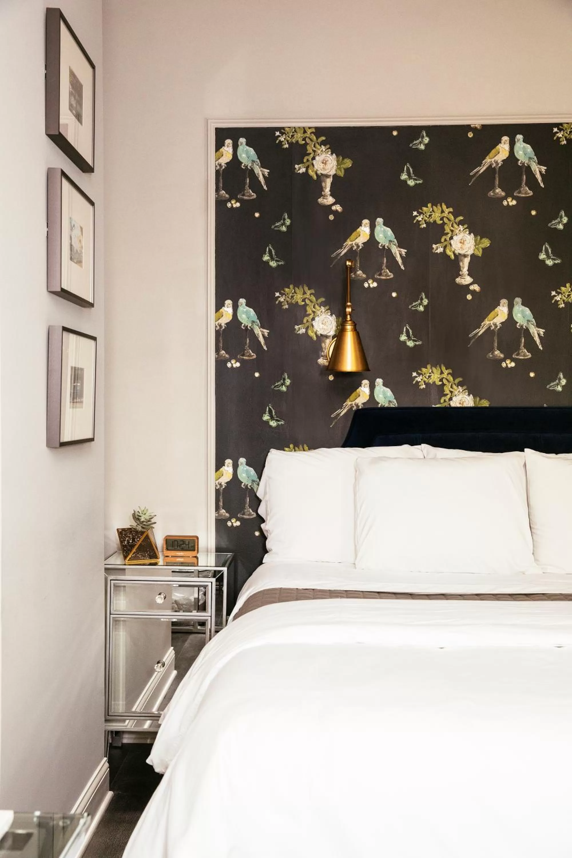 Bed in Wicker Park Inn