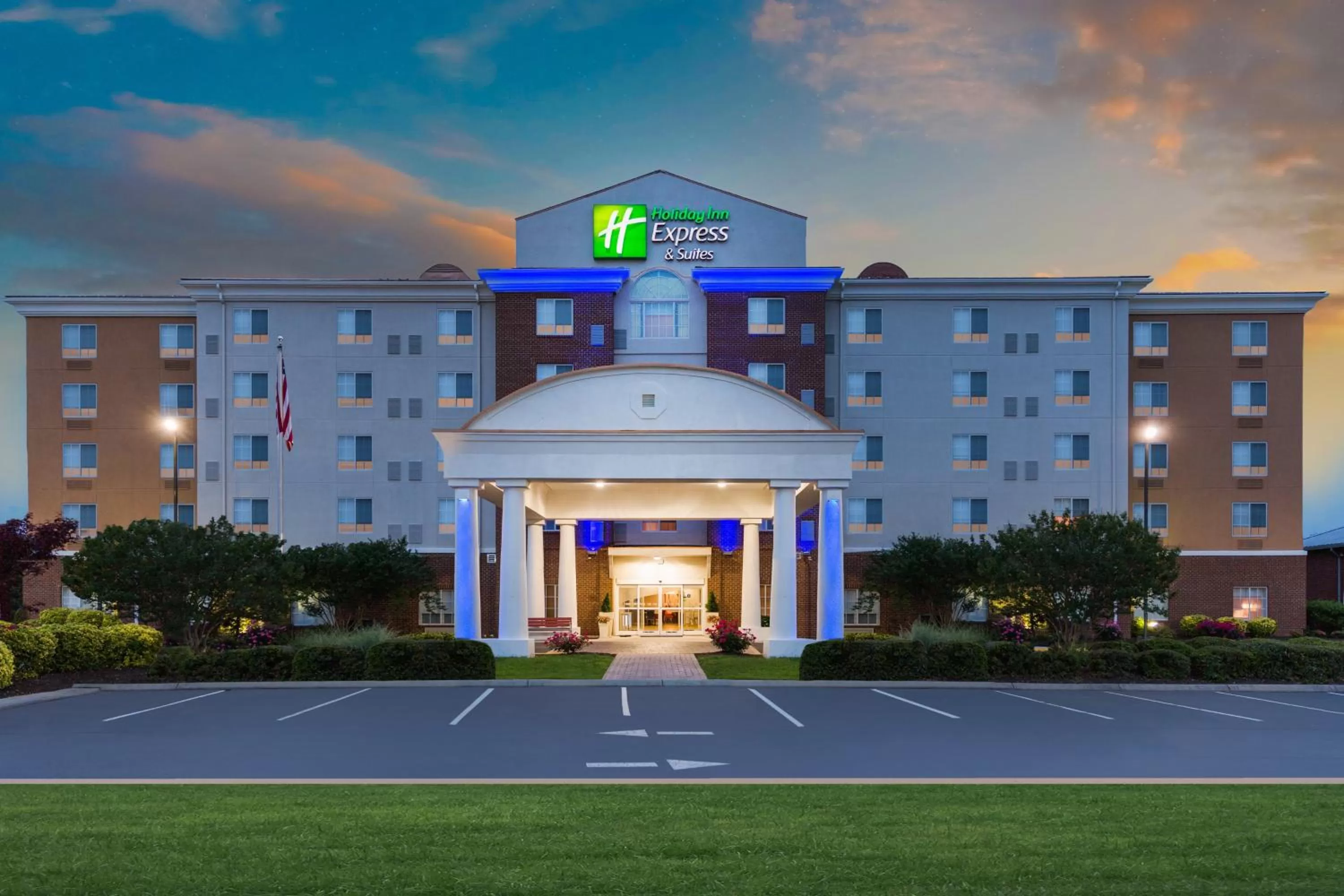 Holiday Inn Express and Suites - Petersburg - Fort Lee by IHG