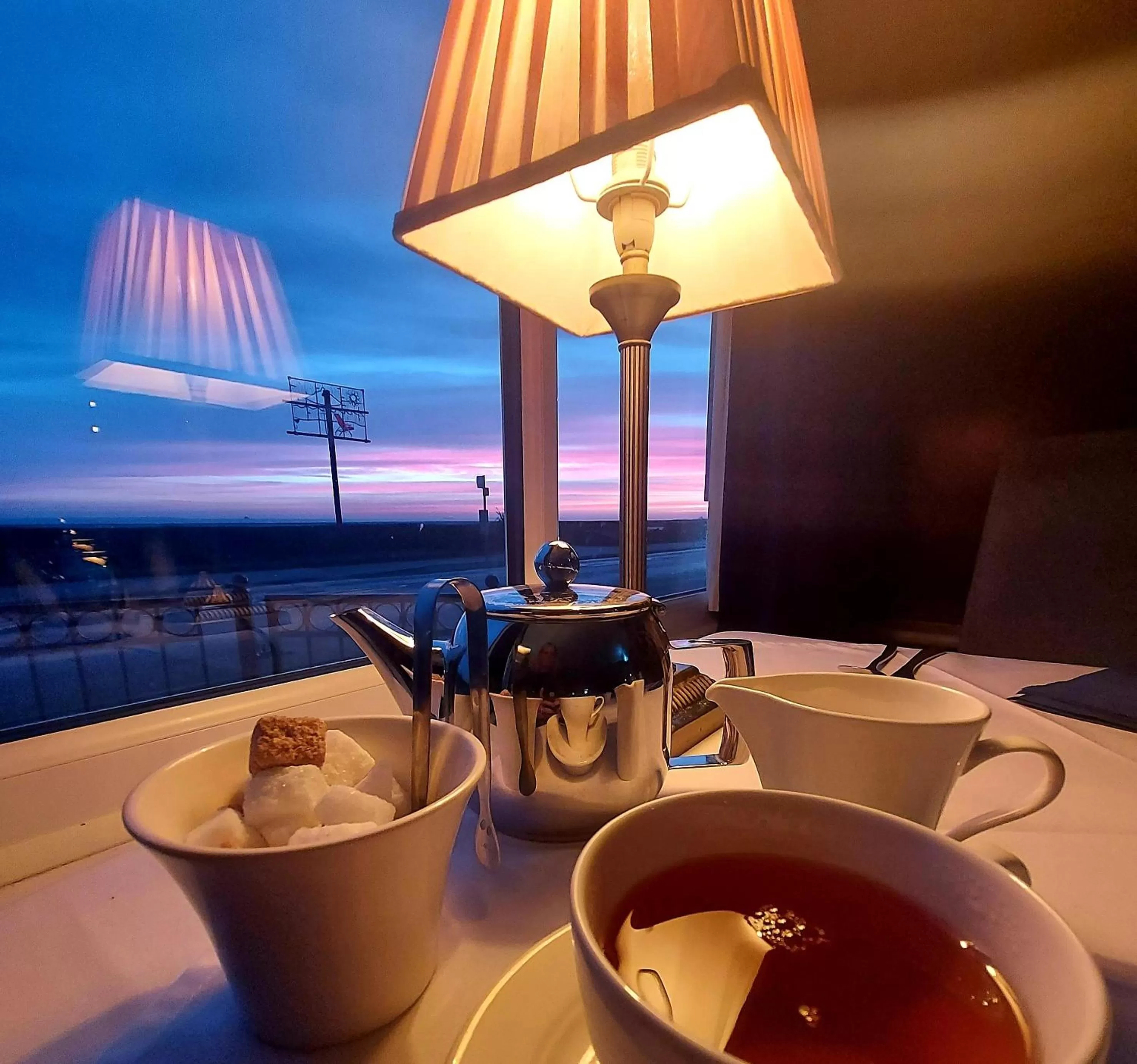 Restaurant/Places to Eat in Kingsway Hotel.