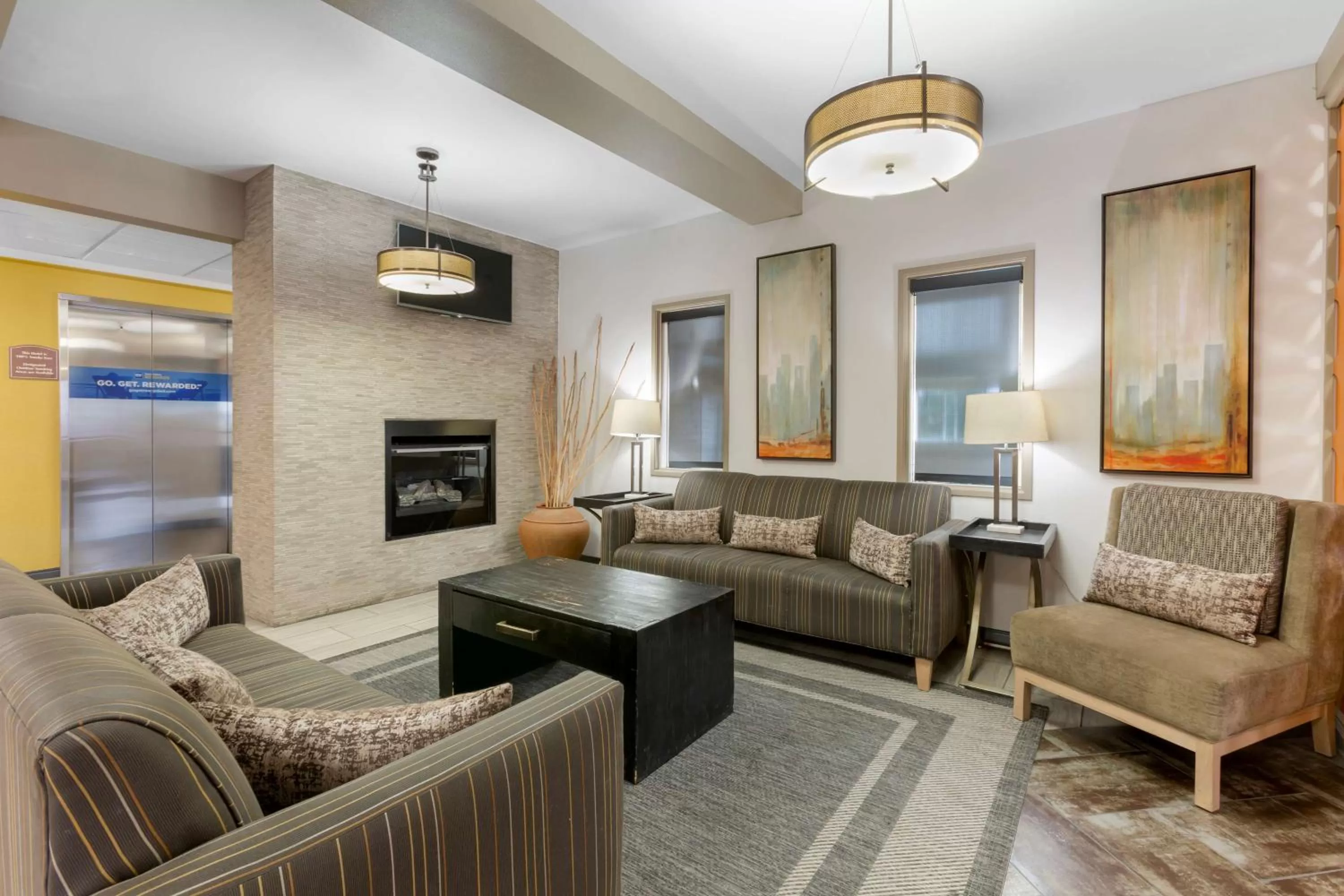 Lobby or reception in Best Western Plus the Four Corners Inn