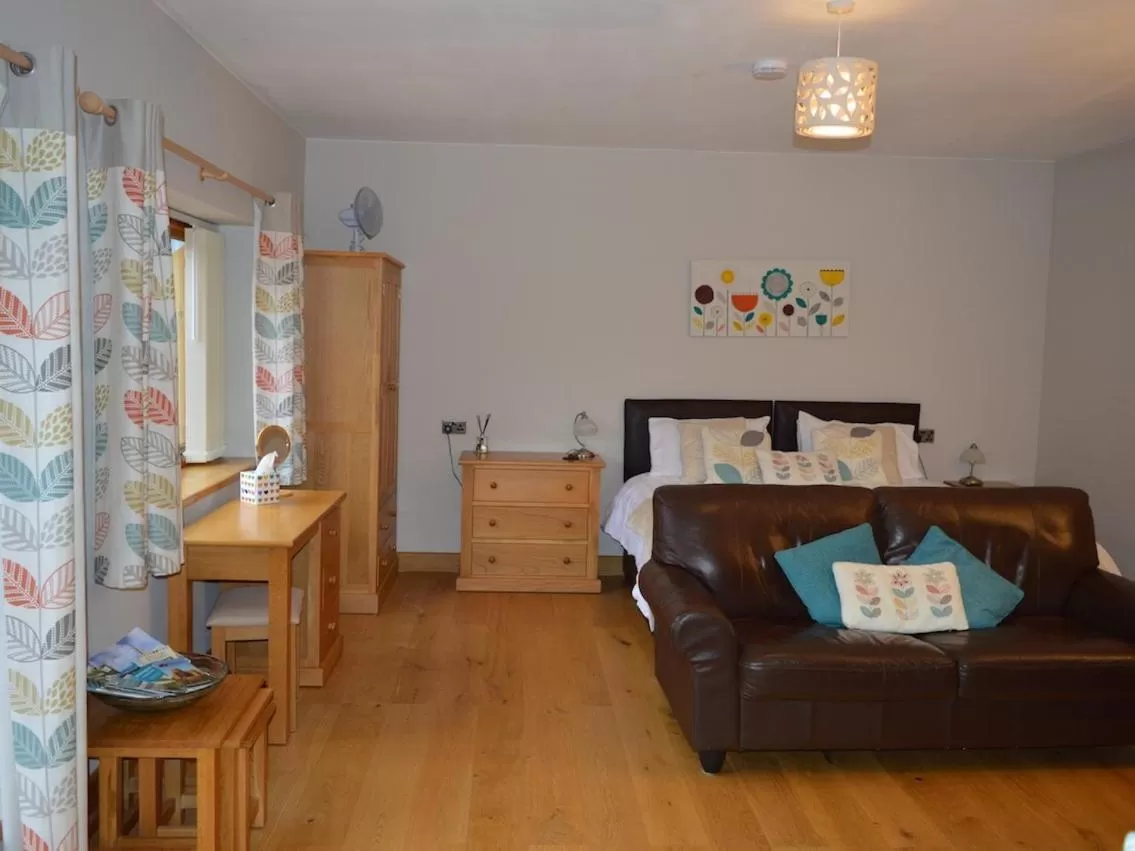 Cottage with Garden View in Cotenham Barn