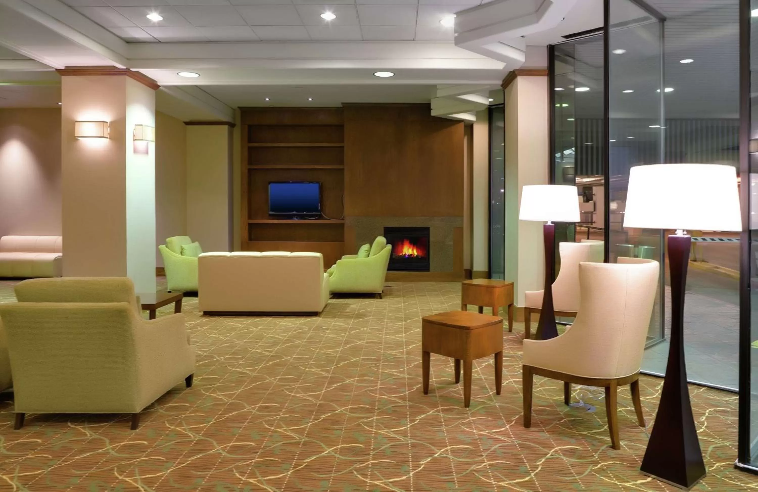 Lobby or reception in DoubleTree by Hilton Hotel & Executive Meeting Center Omaha-Downtown