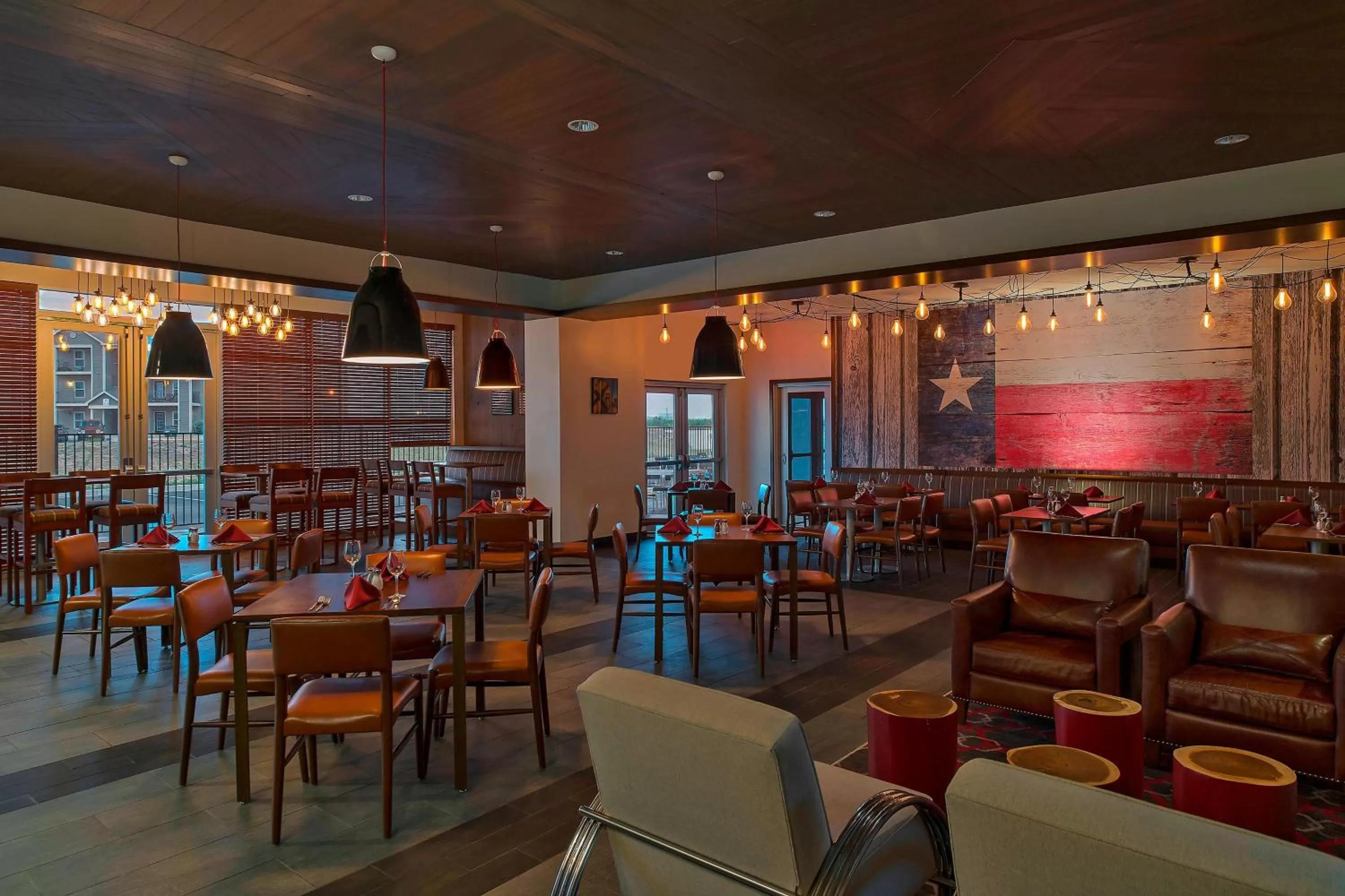 Restaurant/Places to Eat in Four Points by Sheraton Midland