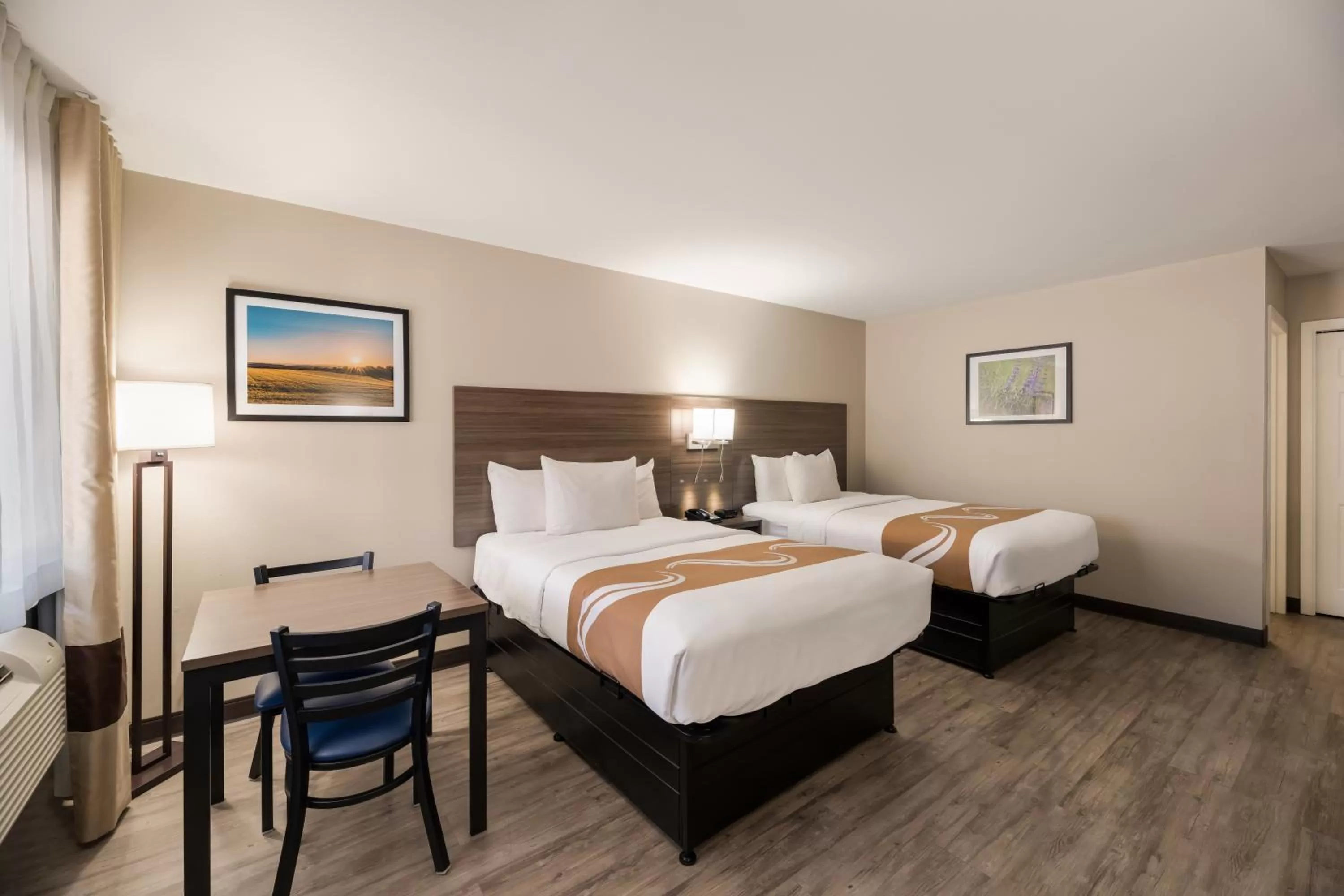 Bed in Quality Inn Sonora TX