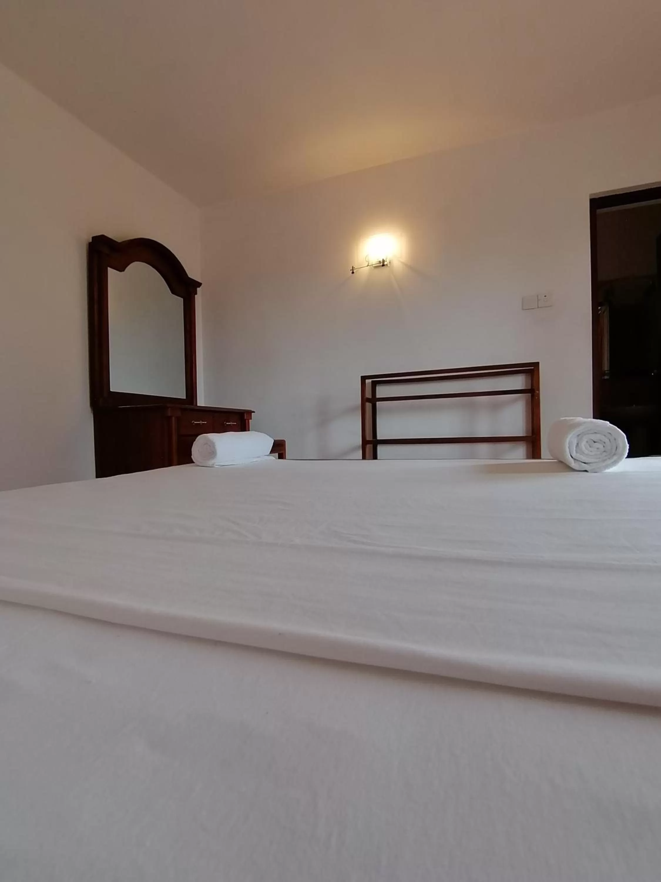 Bed in Kandy Highland Unique Hotel