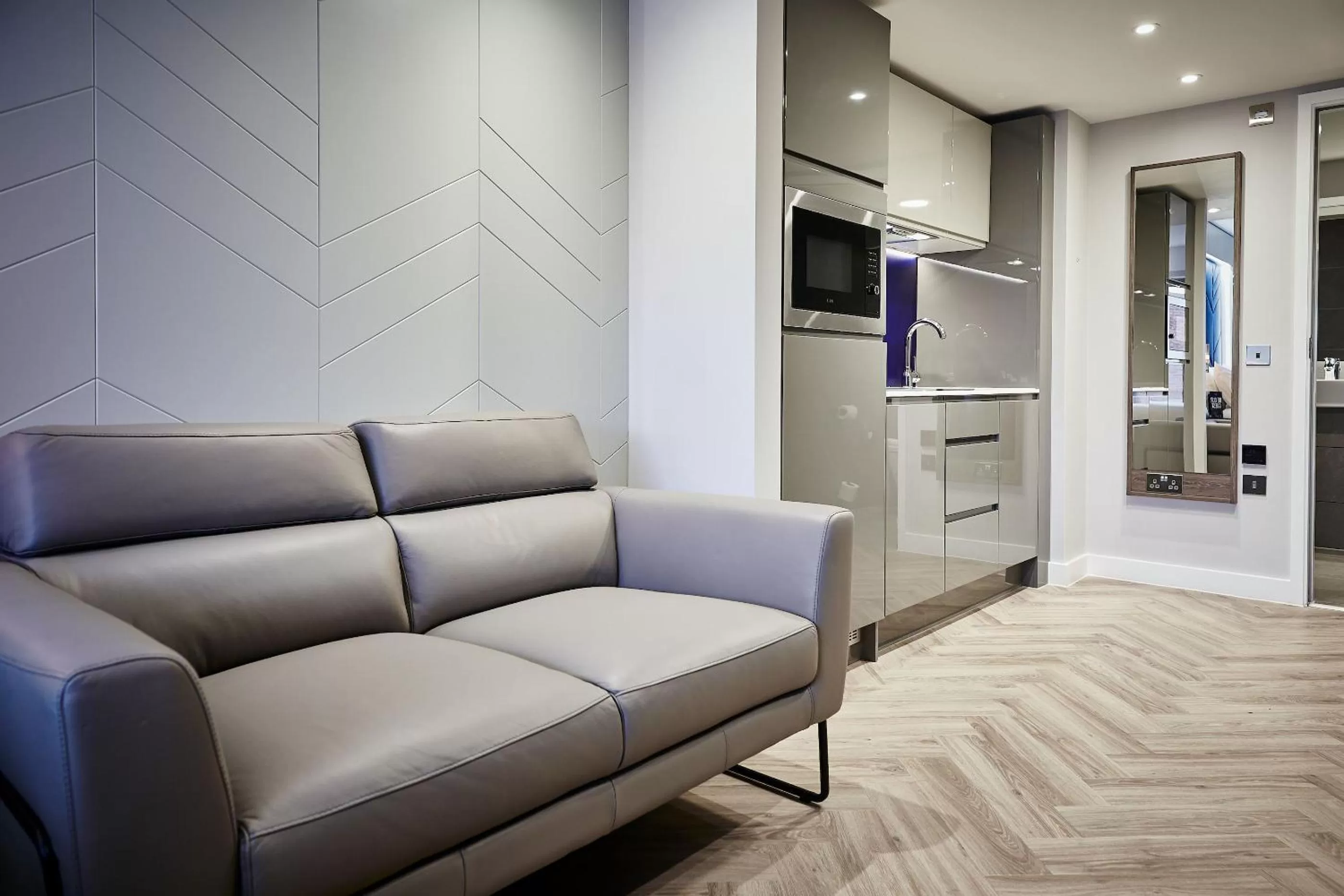 Seating area in Roomzzz York City