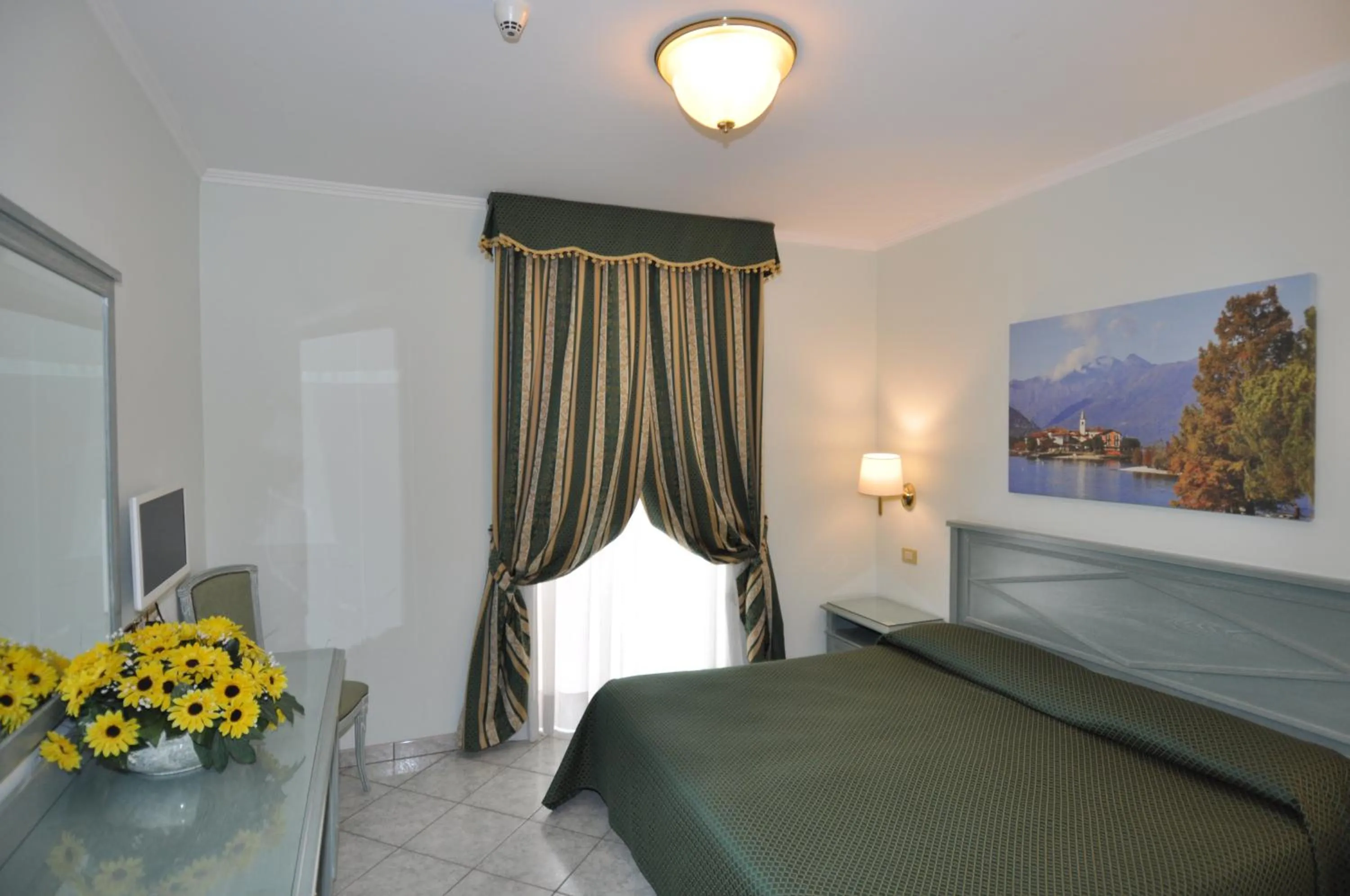 Double or Twin Room in Cavour 30TRE - Hotel Moderno