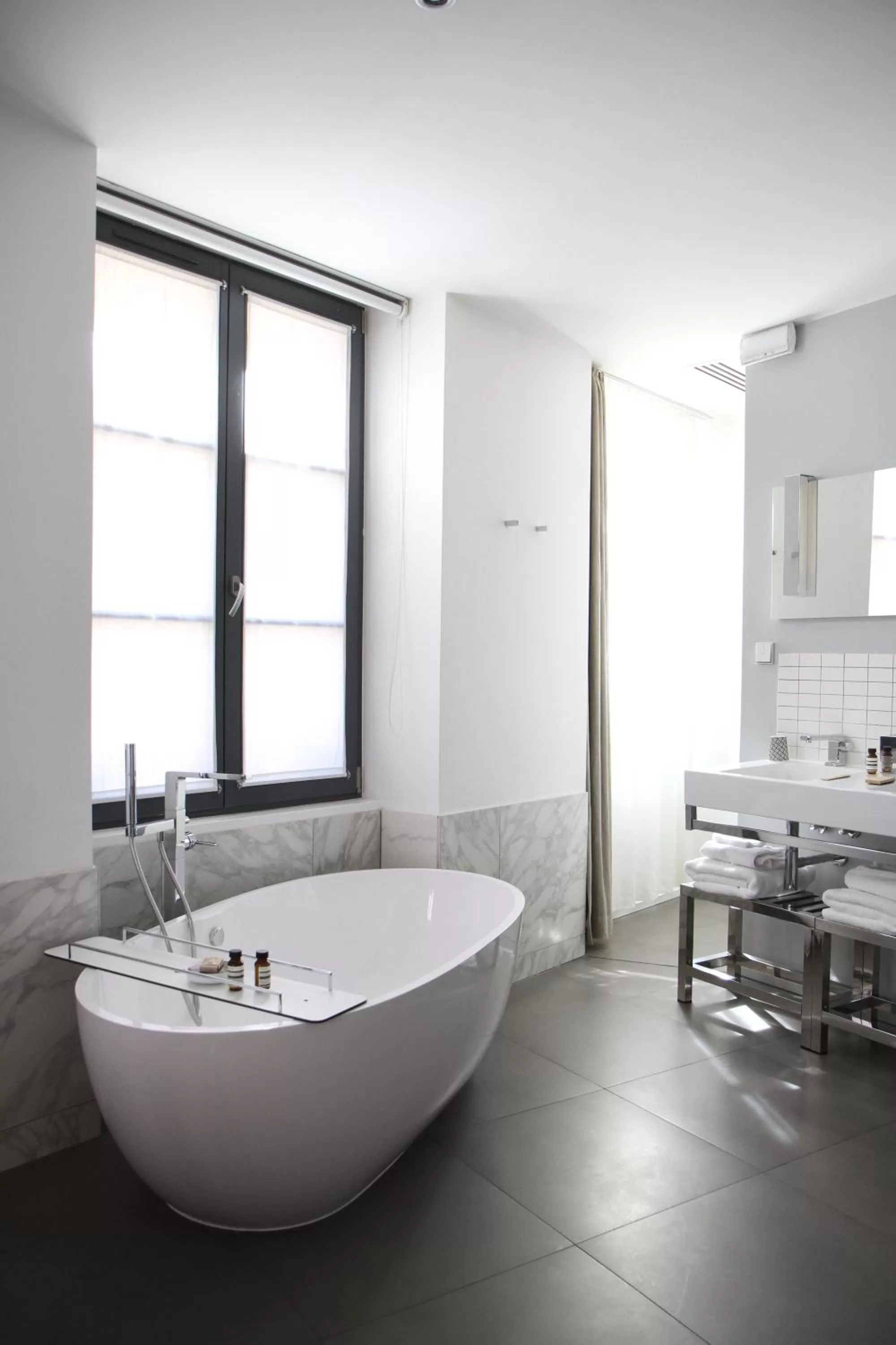 Decorative detail in Hôtel Quatorze