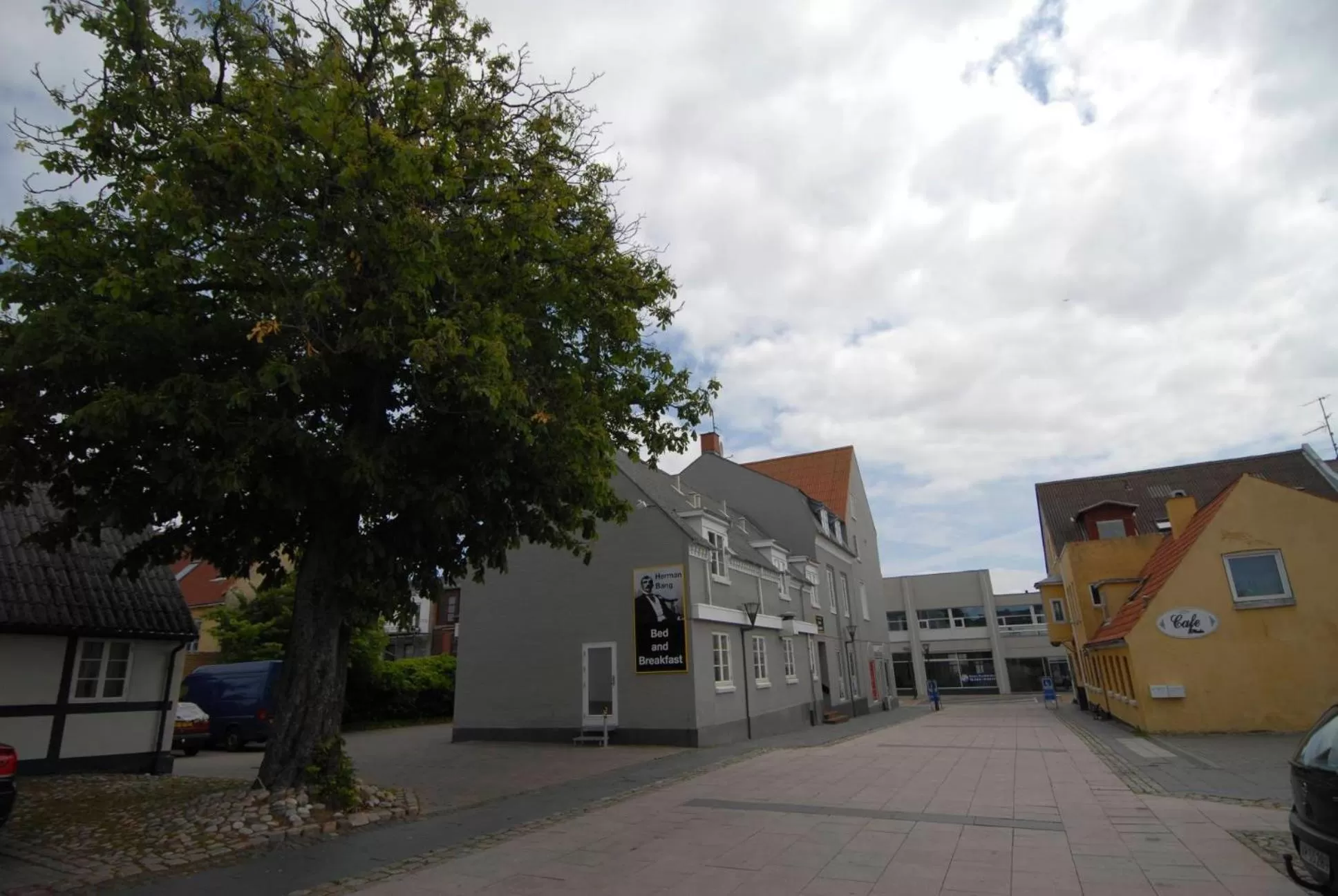 Facade/entrance, Property Building in Herman Bang Bed and Breakfast