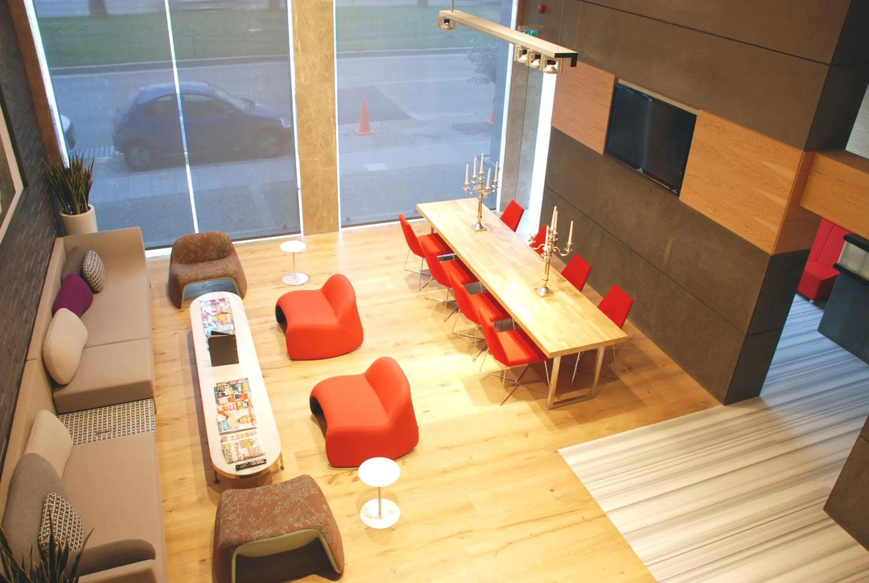 Lobby or reception in Met Hotel