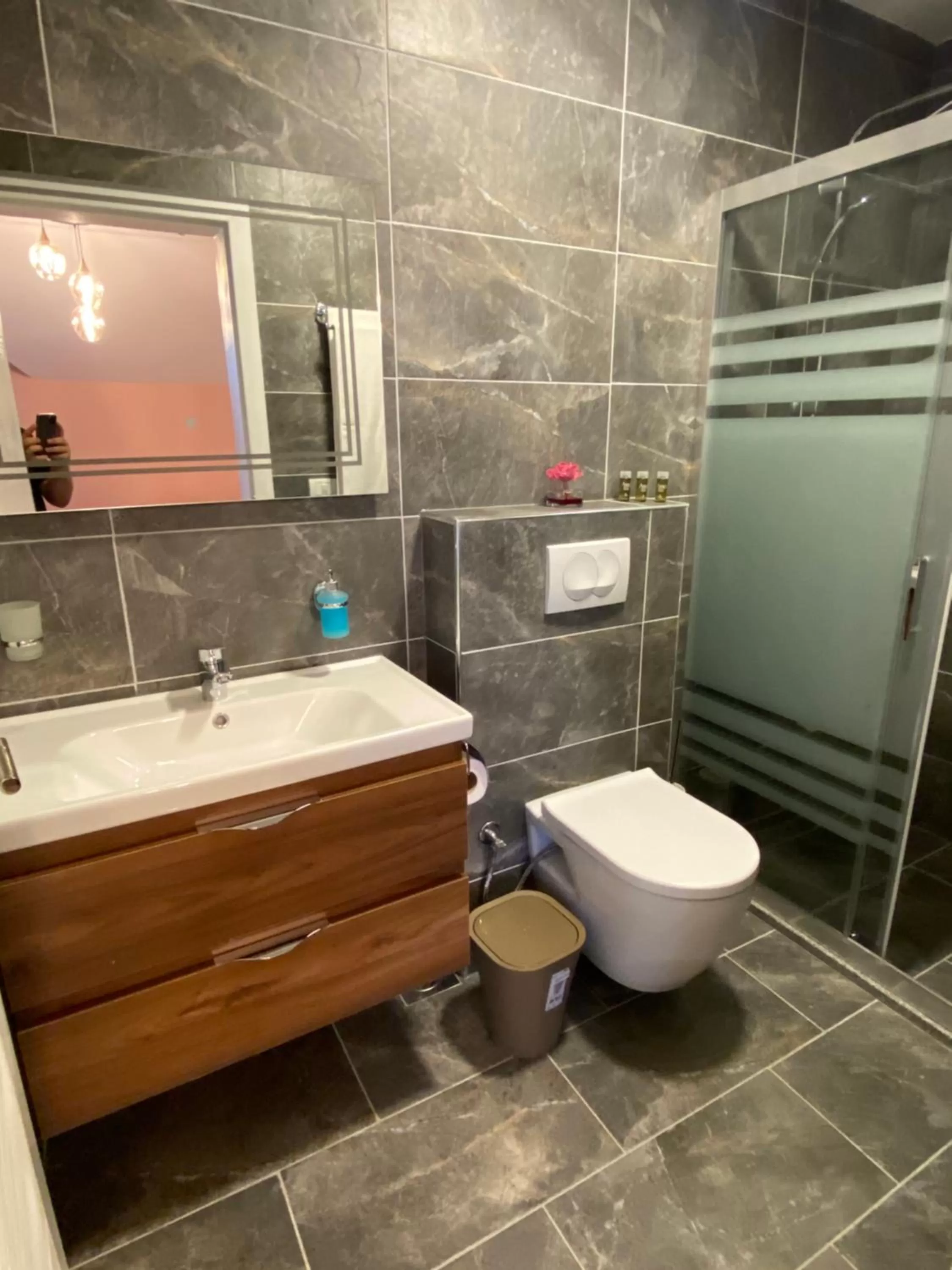 Bathroom in Hotel Kolonja's