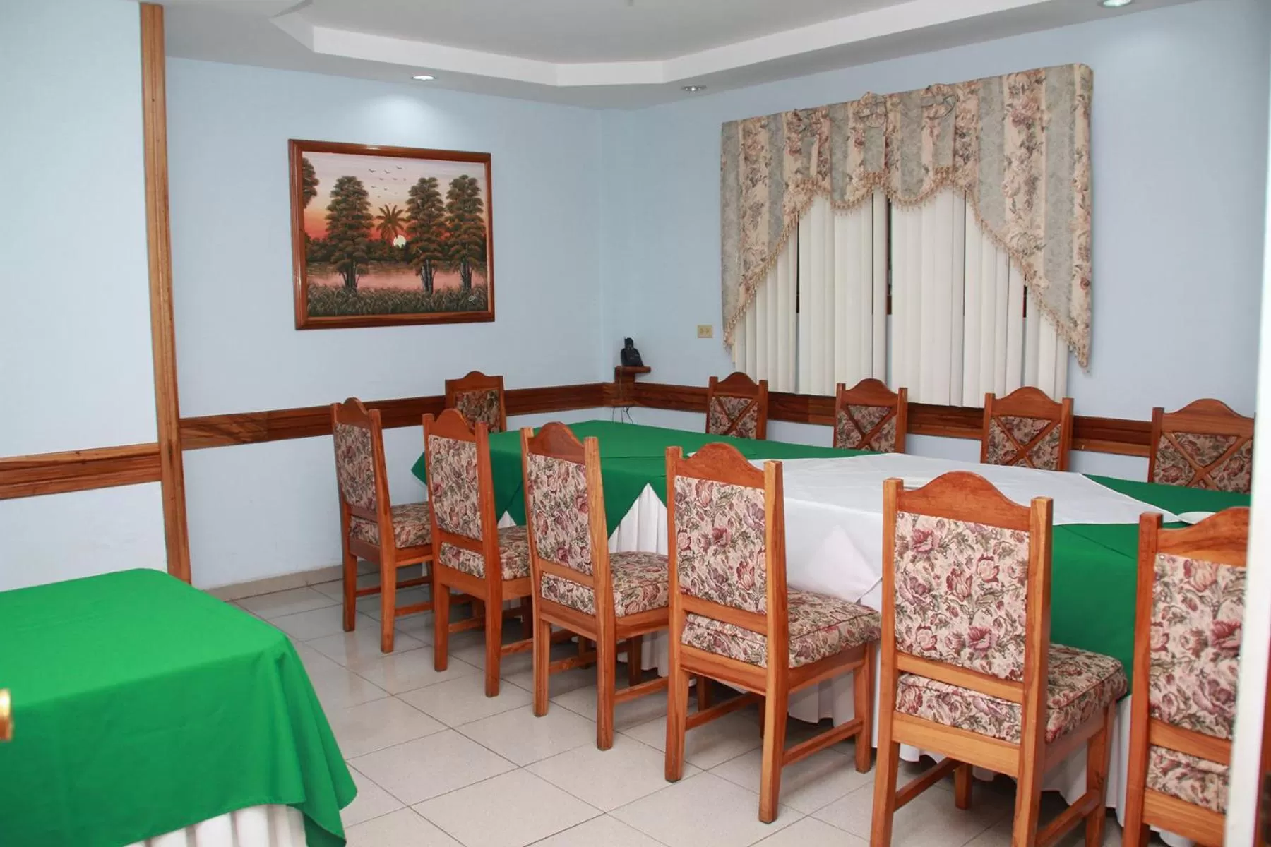 Business facilities in Hotel Iberia