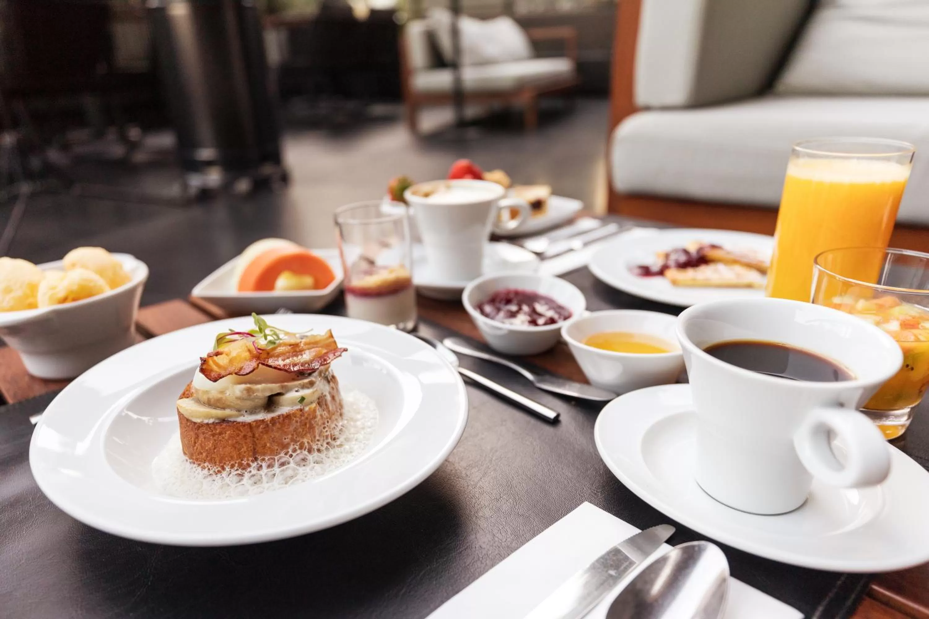 Food and drinks in Nomaa Hotel