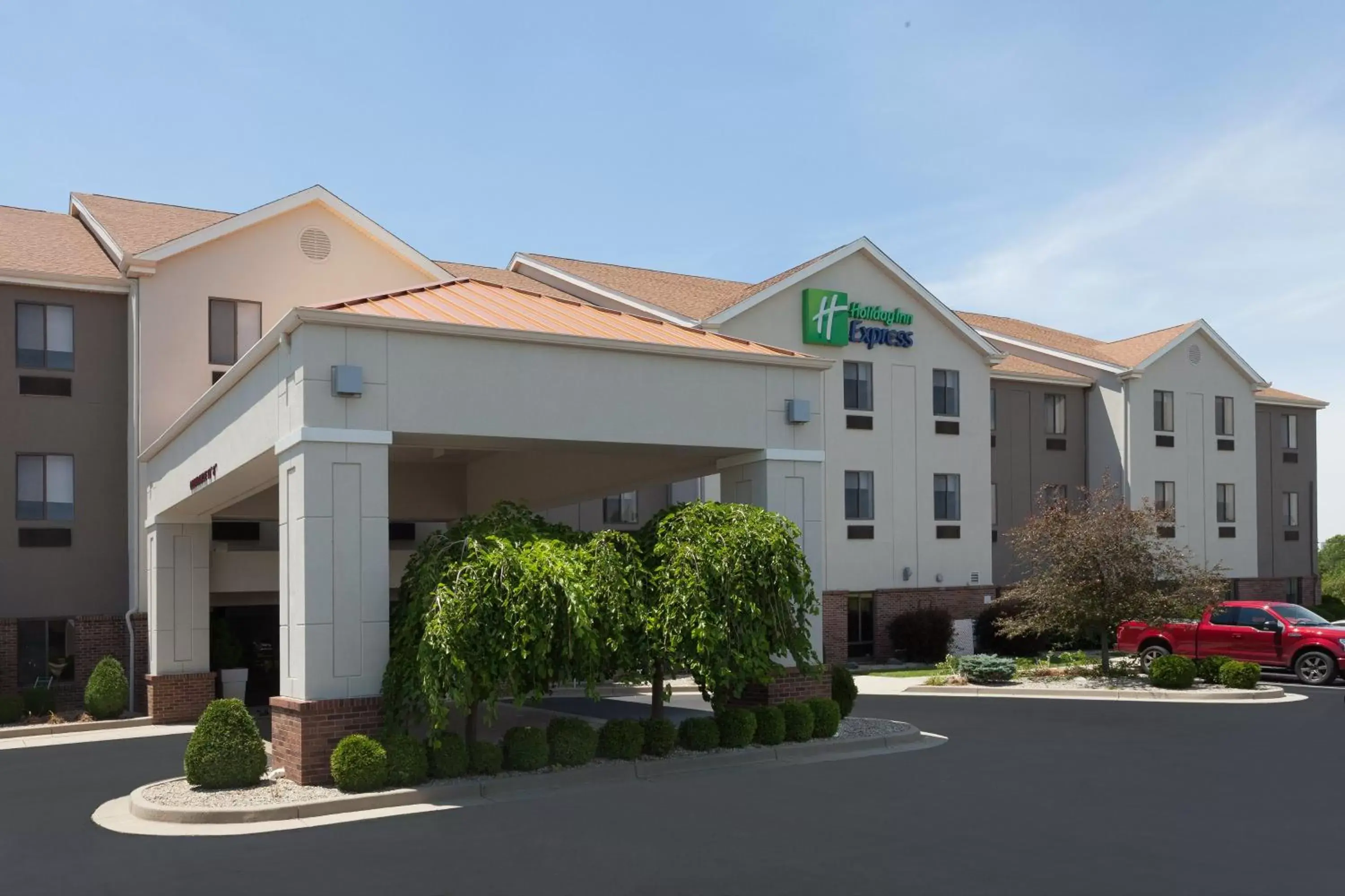 Brookville Inn By OYO Near Dayton International Airport Brookville Inn By OYO Near Dayton International Airport