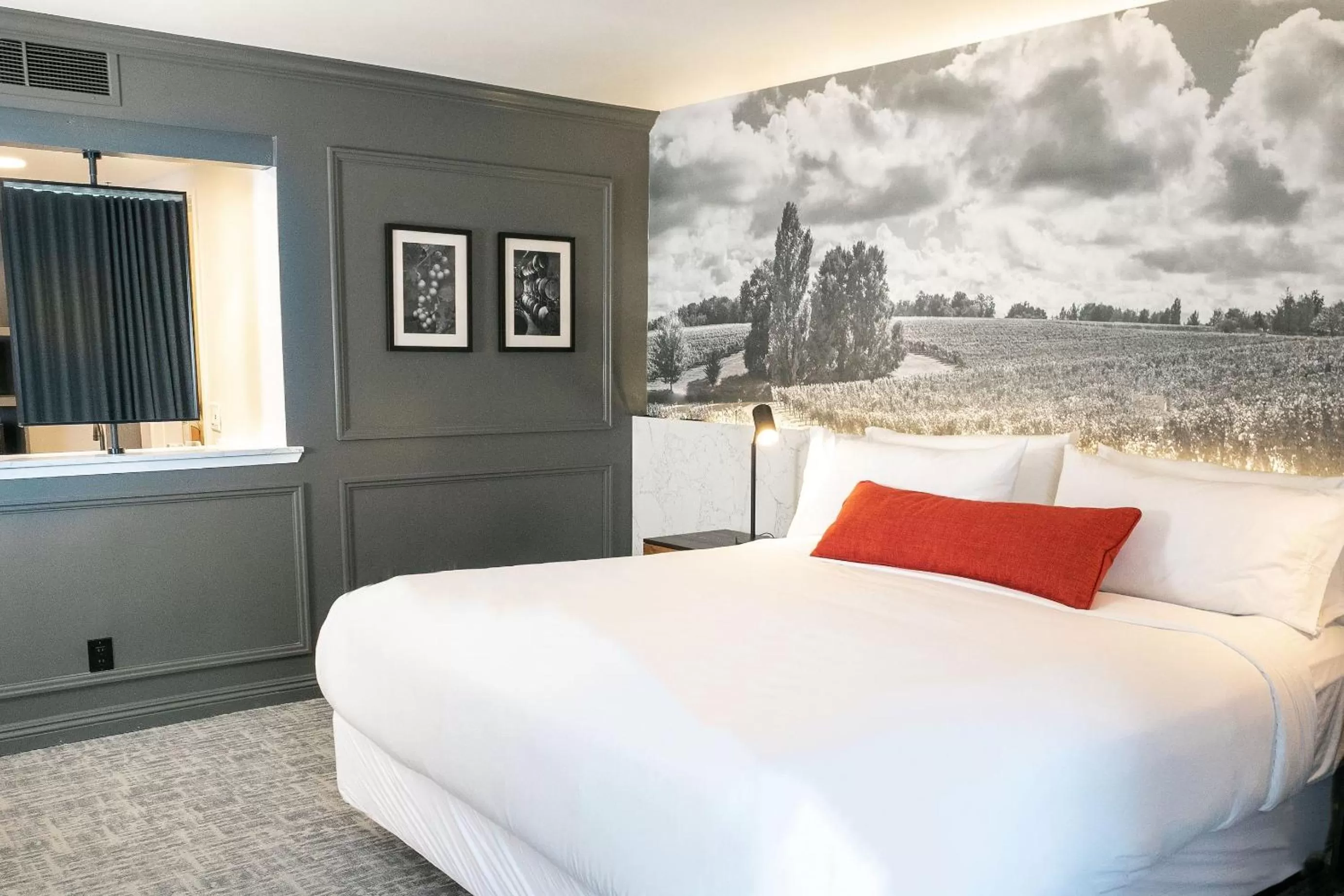 Bed in Vinland Hotel and Lounge